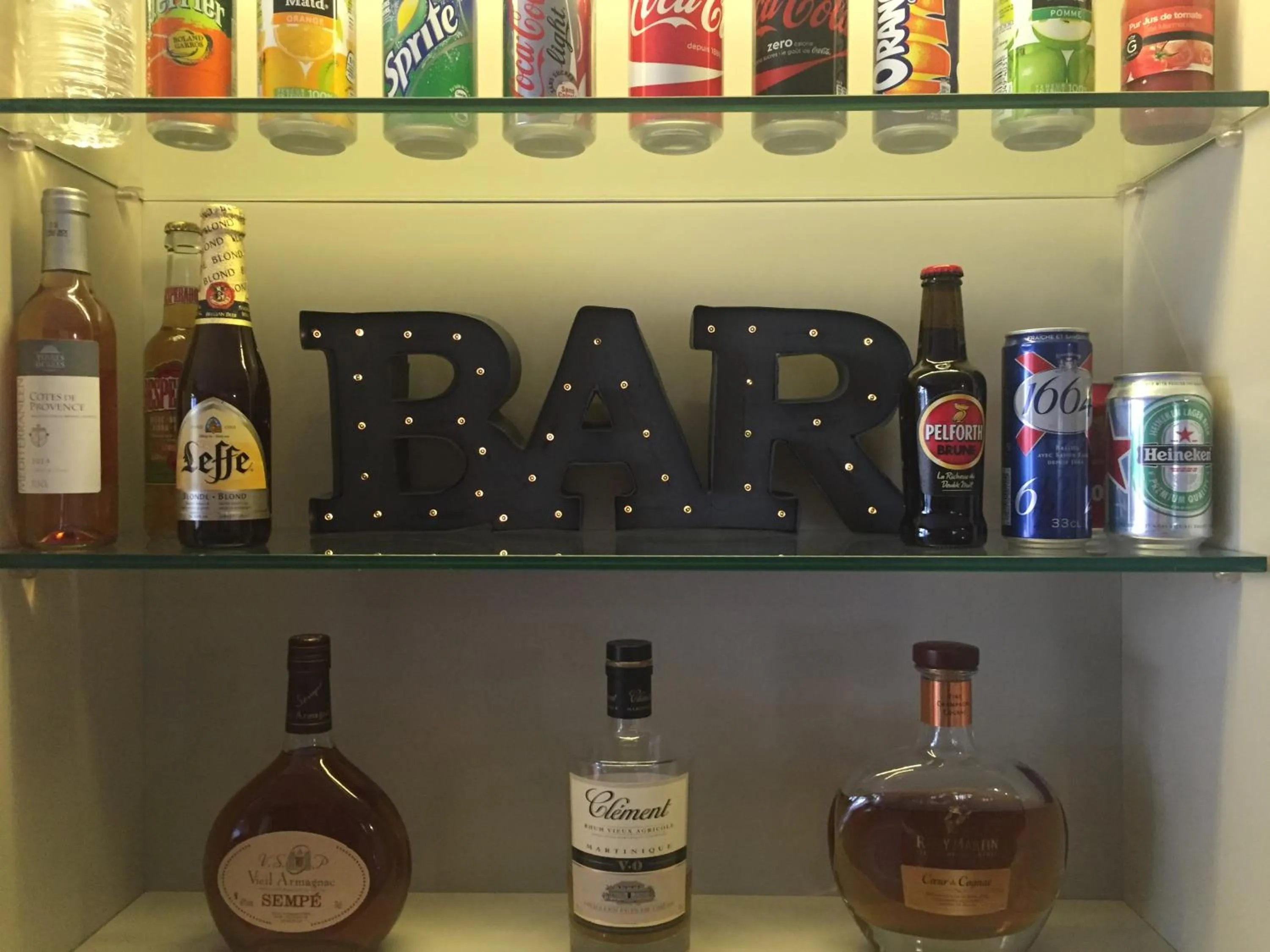 Lounge or bar in Hotel Dauphin