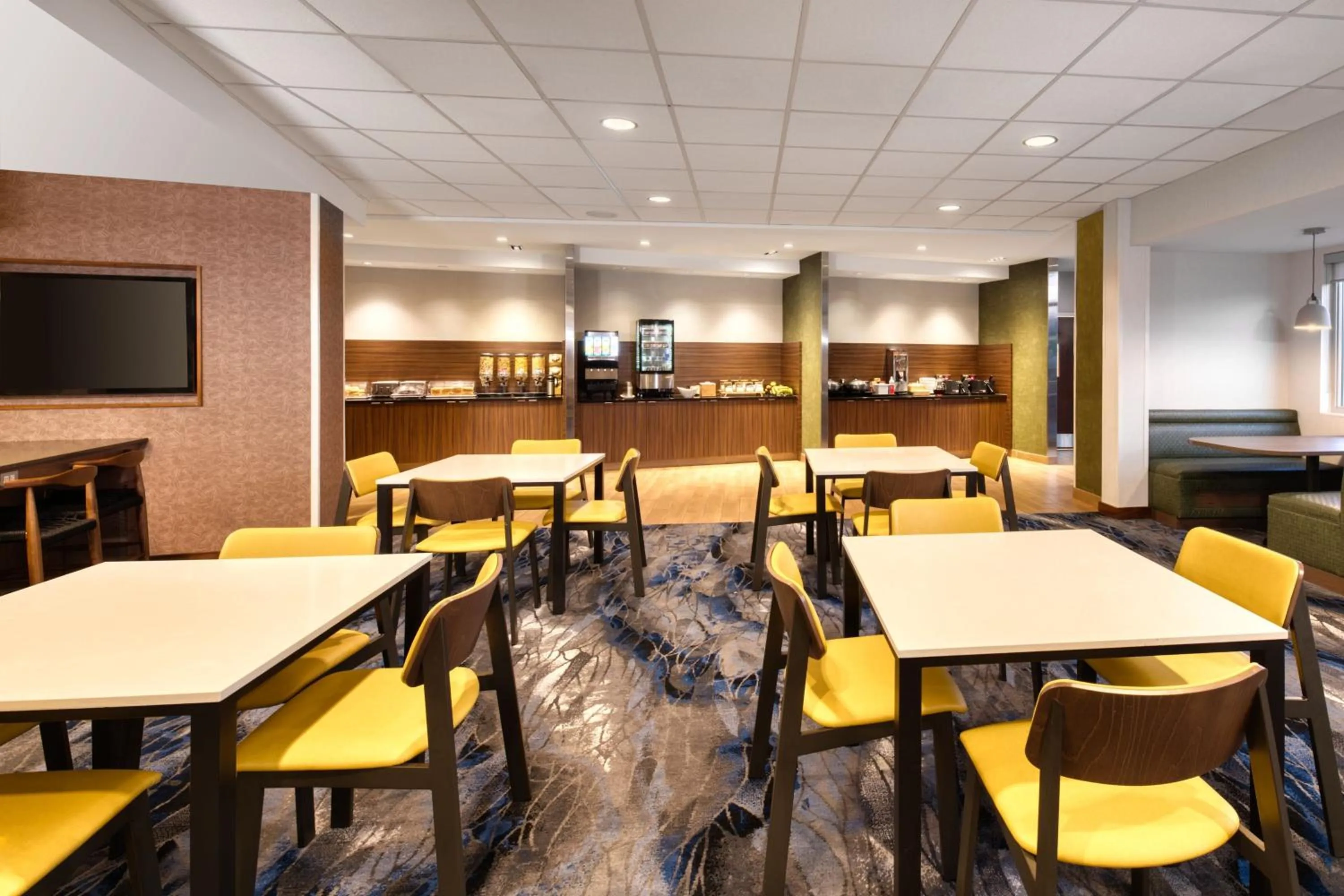 Breakfast in Fairfield Inn & Suites by Marriott Moncton