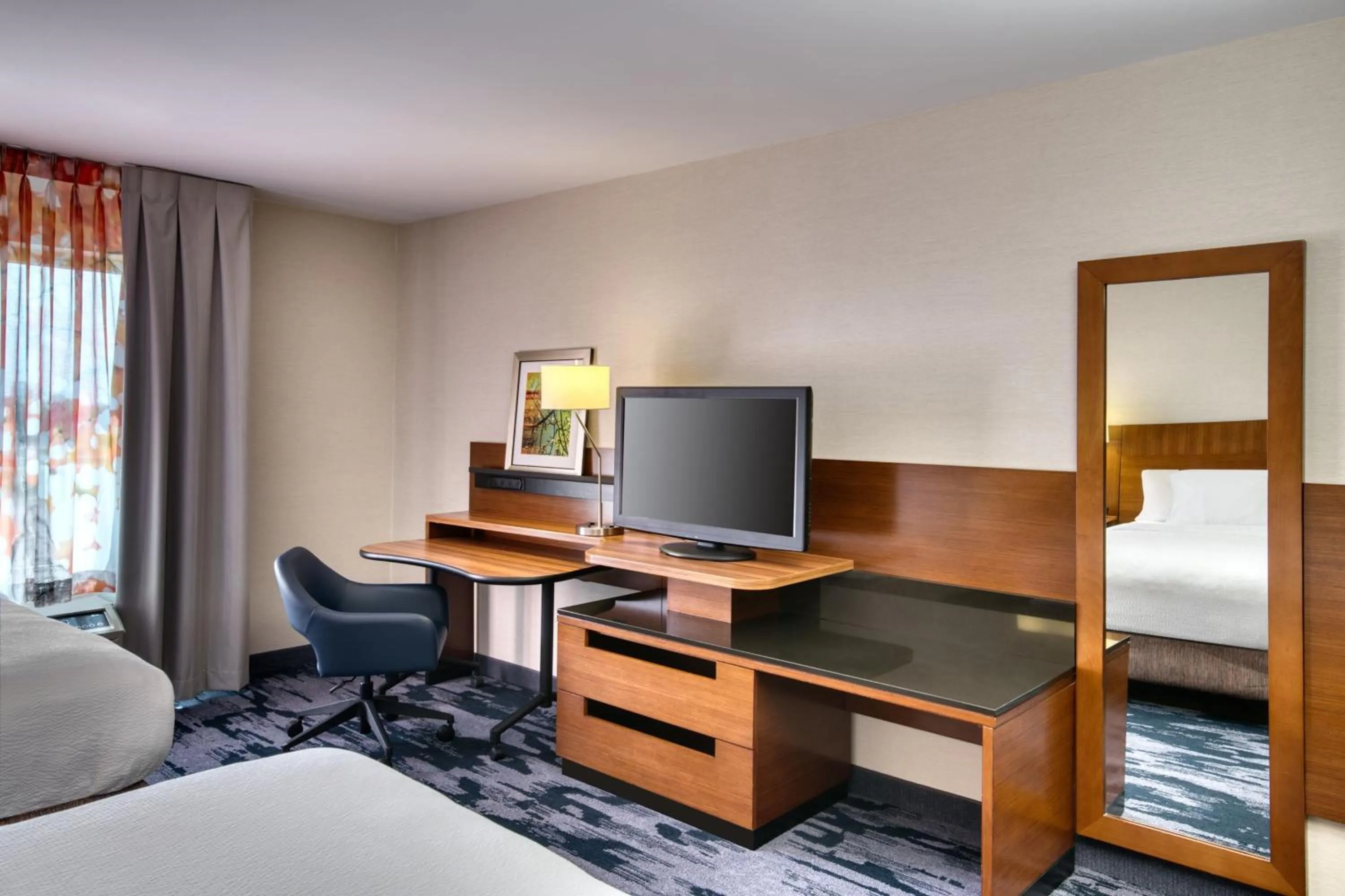 Photo of the whole room, Bed in Fairfield Inn & Suites by Marriott Moncton