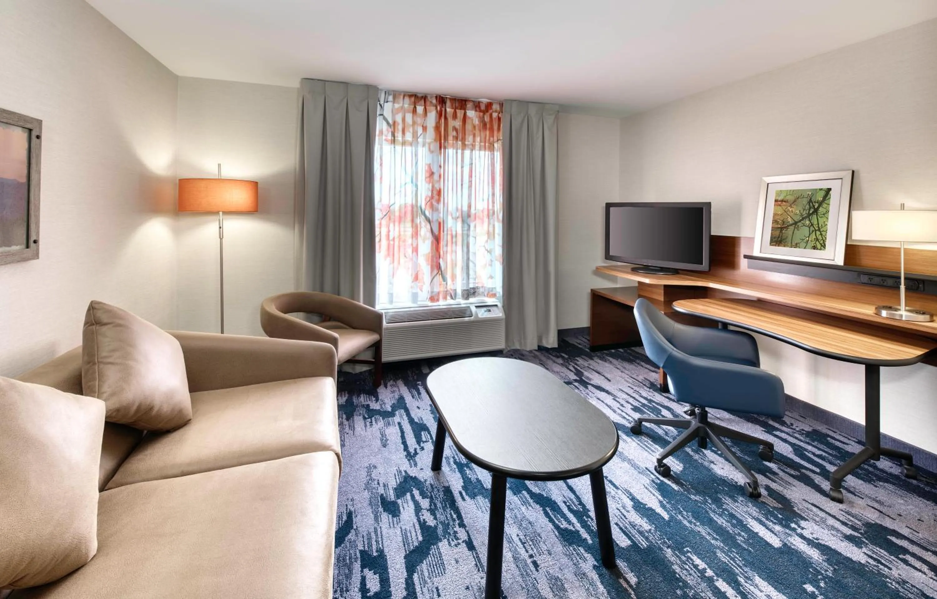 Seating area in Fairfield Inn & Suites by Marriott Moncton