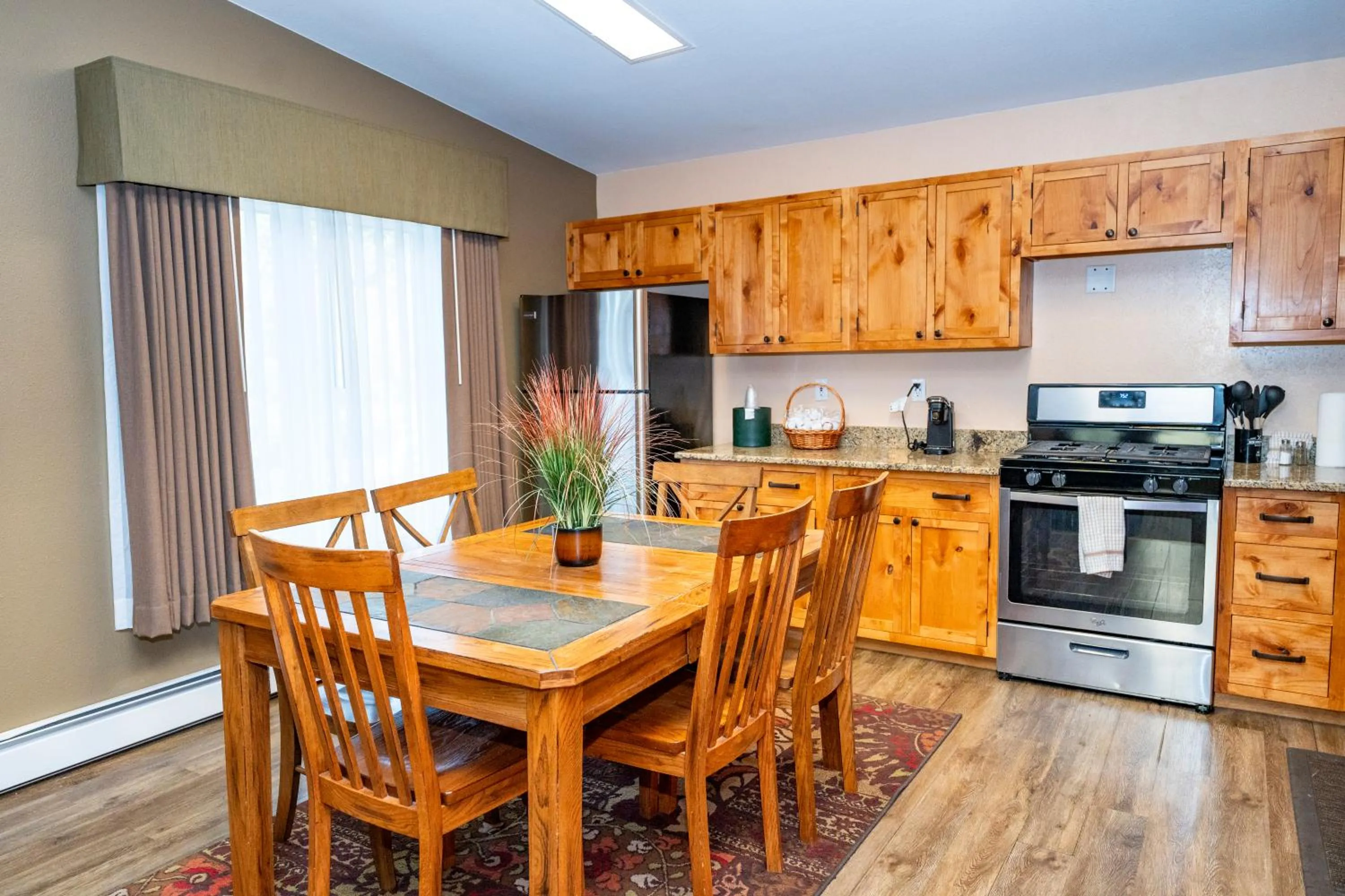 kitchen in Silver Moon Inn