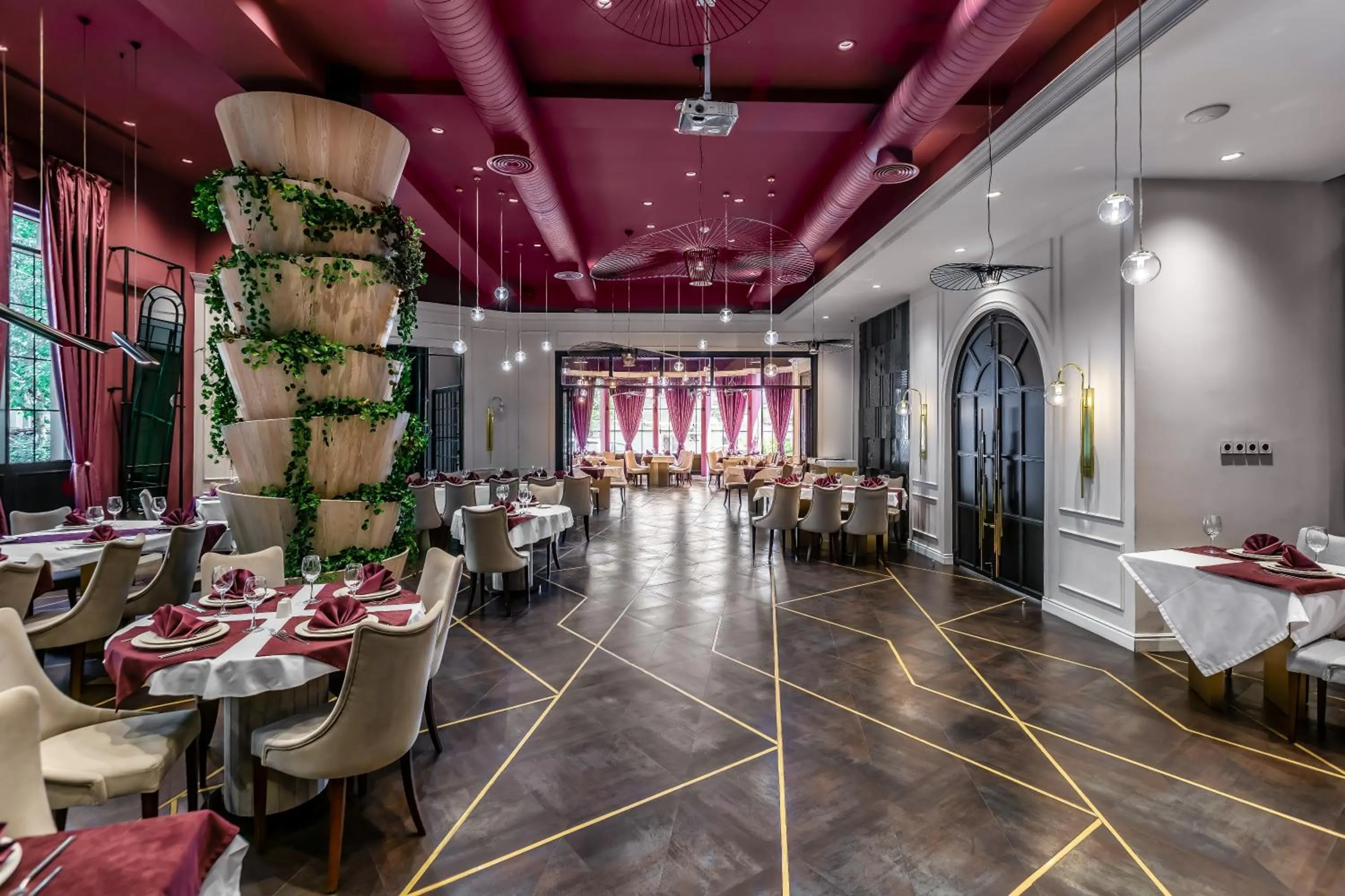 Restaurant/places to eat in Ivy Garden Hotel Baku