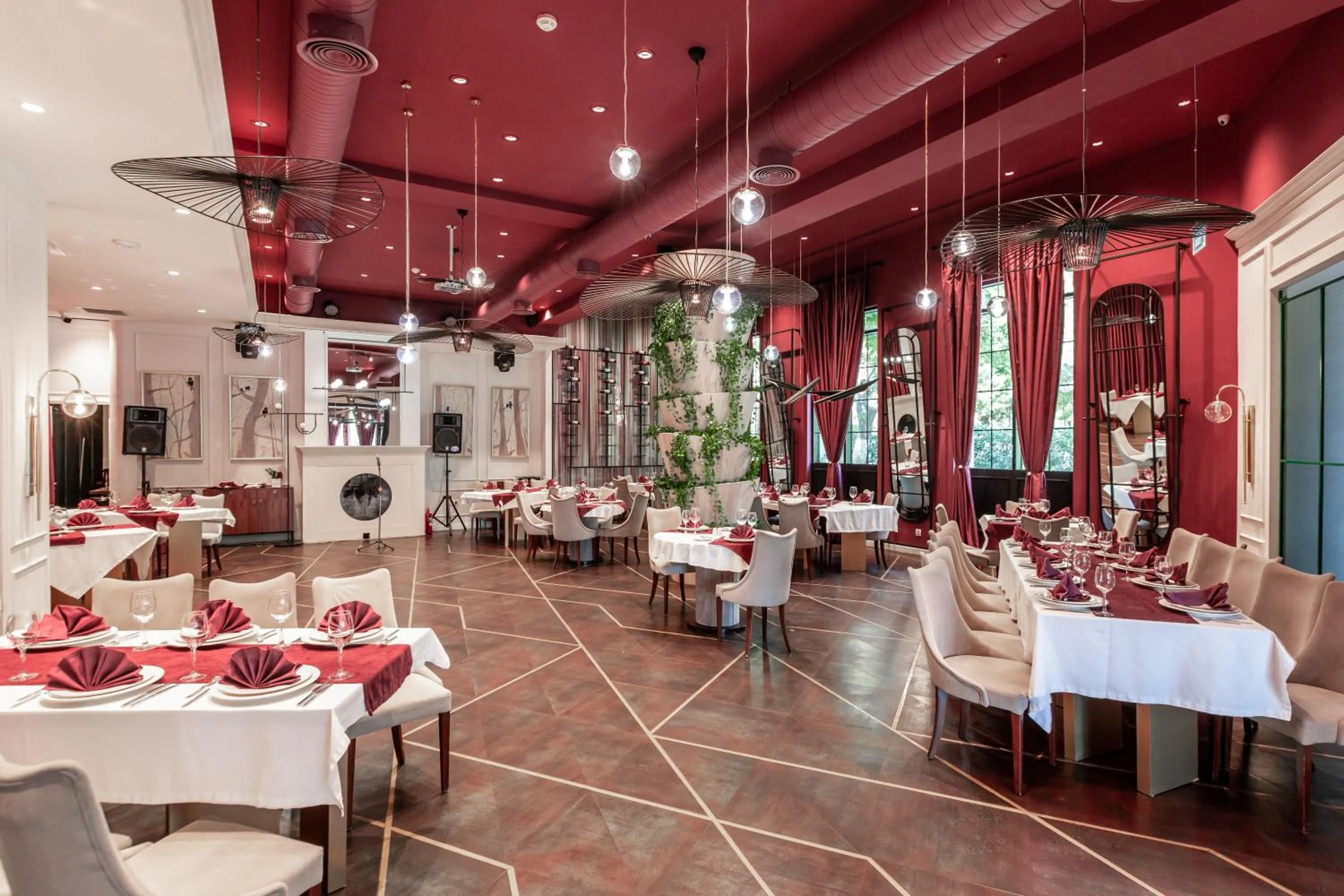Restaurant/places to eat in Ivy Garden Hotel Baku