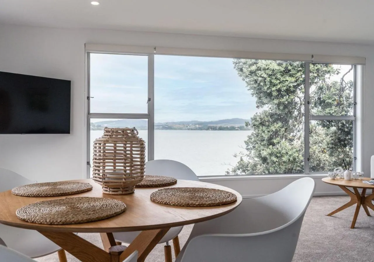 Natural landscape in Harbour View Motel and Waterfront Apartments