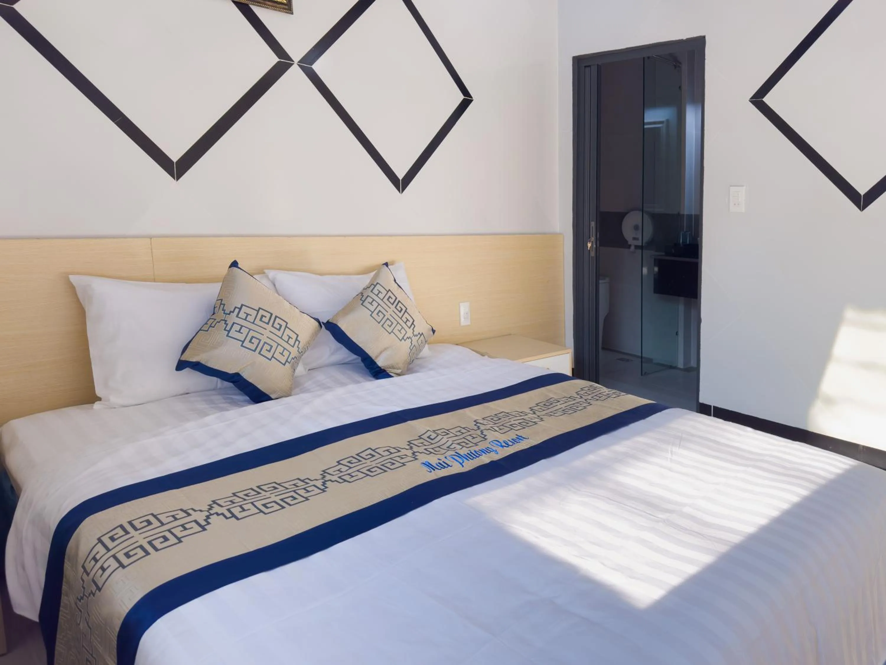 Bed in Mai Phuong Resort Phu Quoc