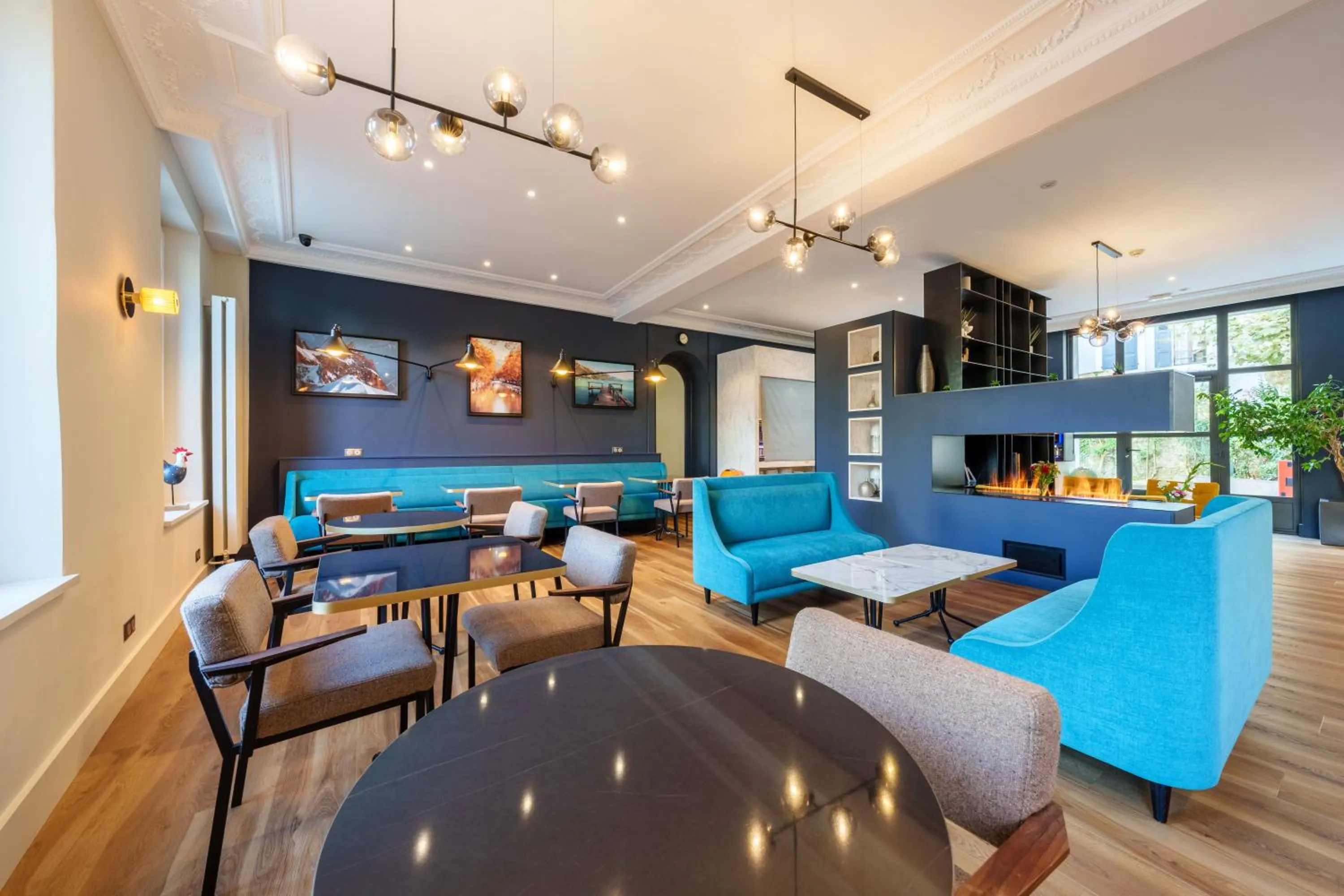 Seating area in Allobroges Park Hôtel