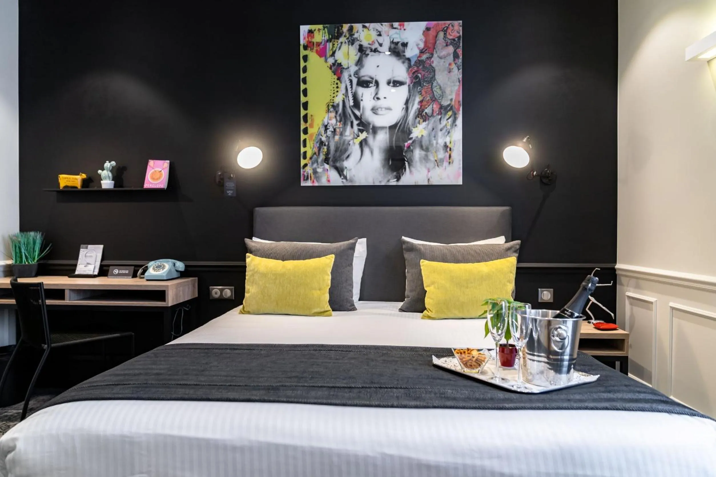 Bed in Allobroges Park Hôtel