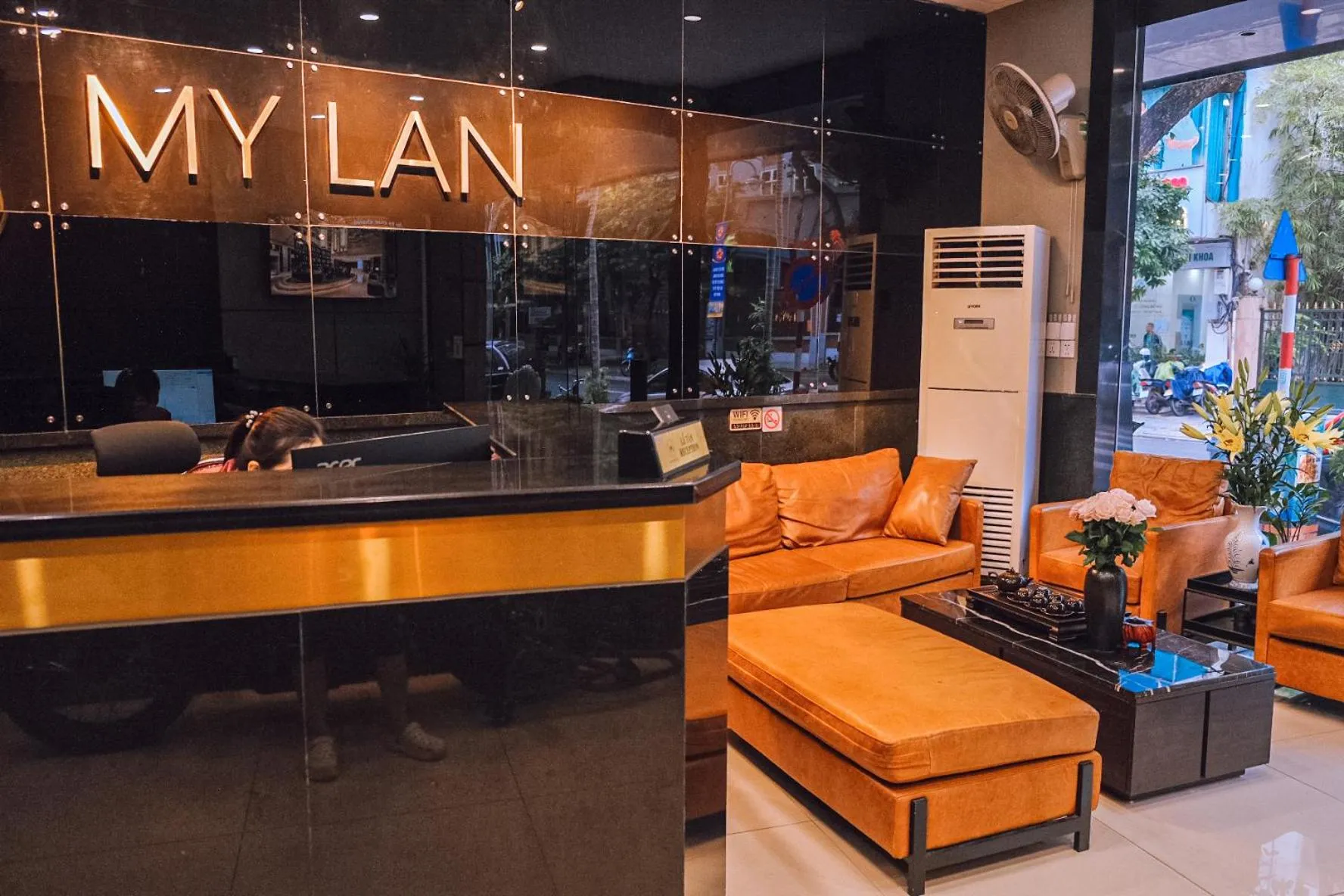 Lobby or reception in My Lan Hanoi Hotel