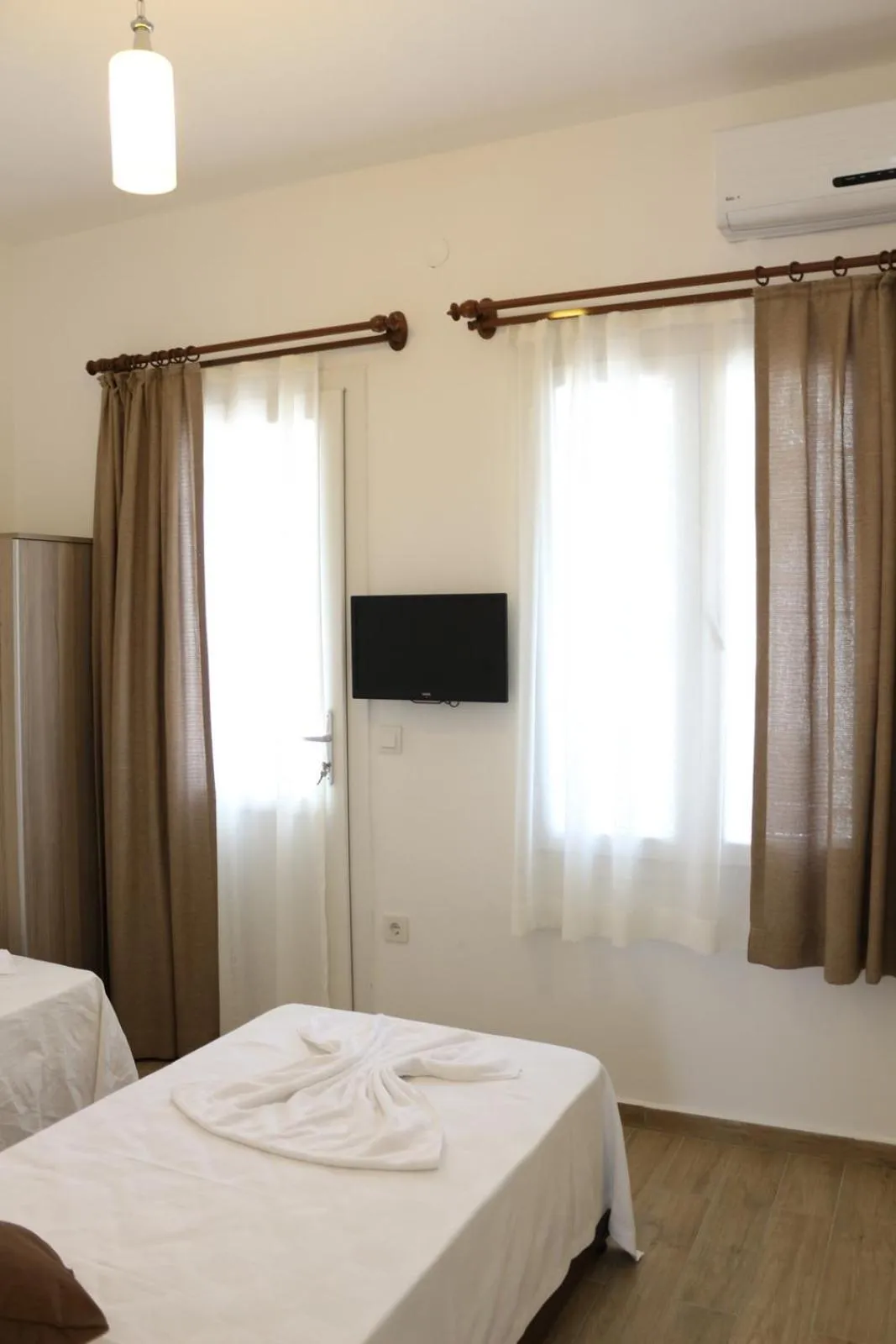 Decorative detail, Bed in Agan Pension