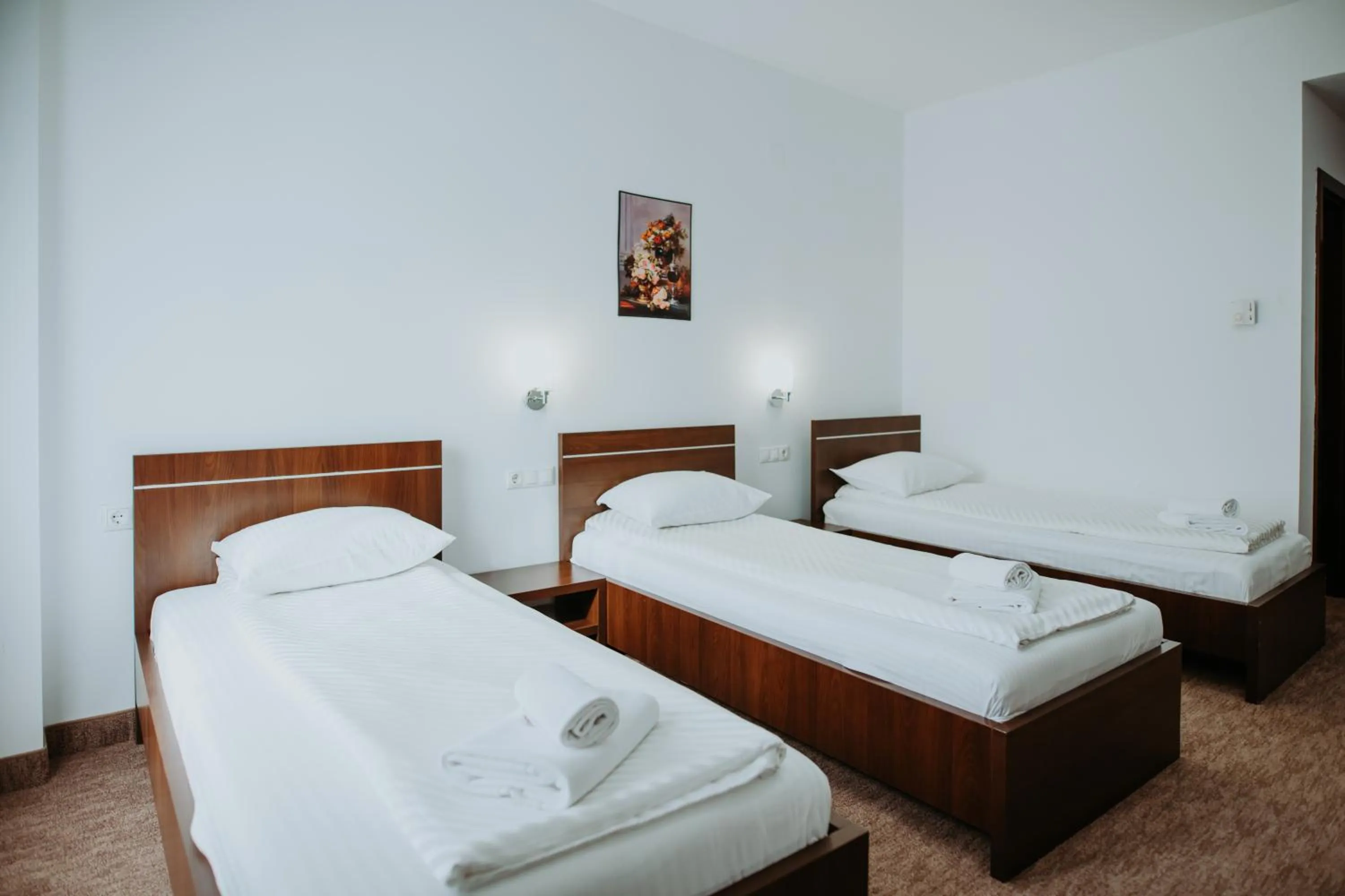 Photo of the whole room, Bed in Hotel Select