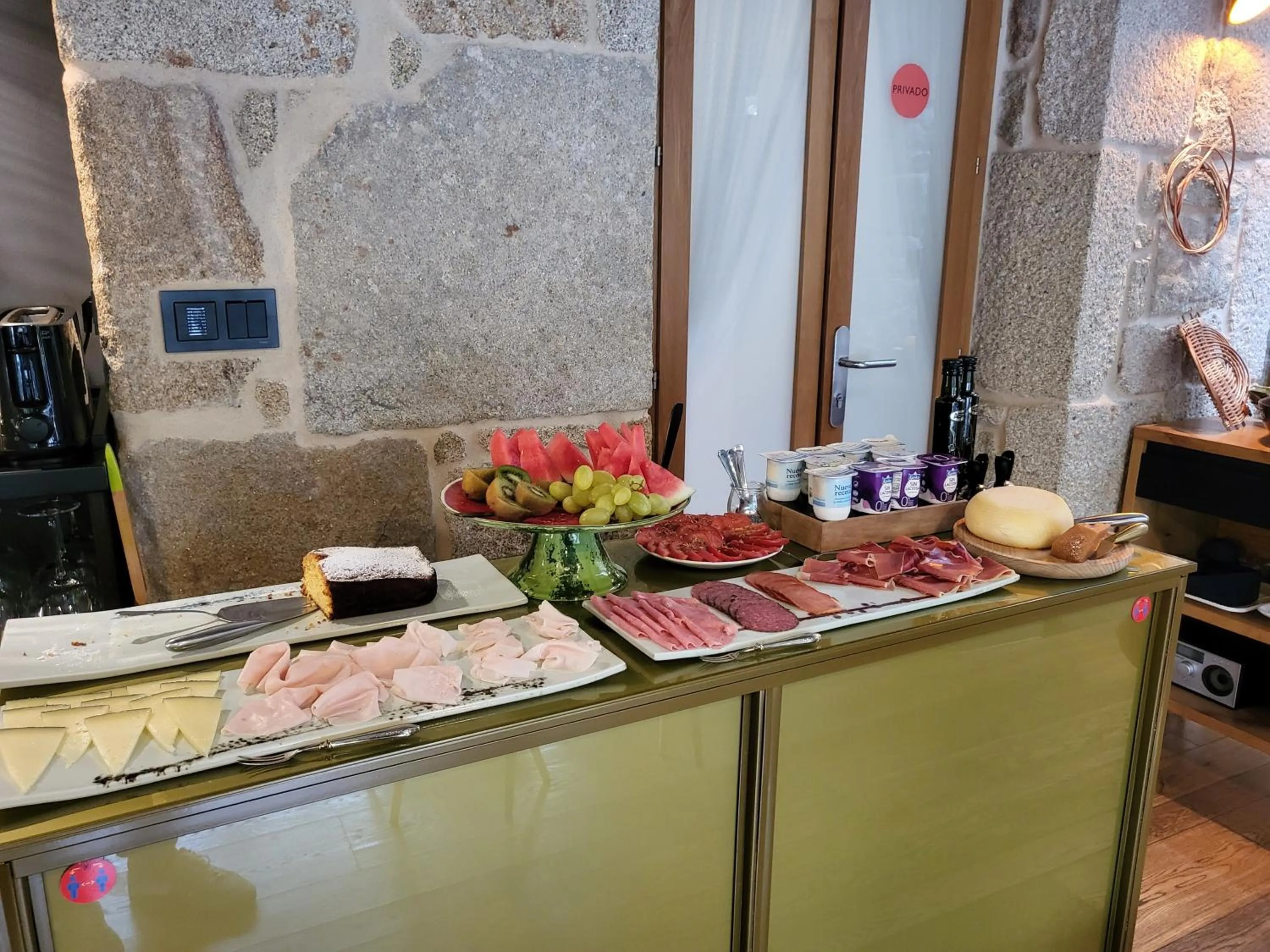 Breakfast in Os Lambráns