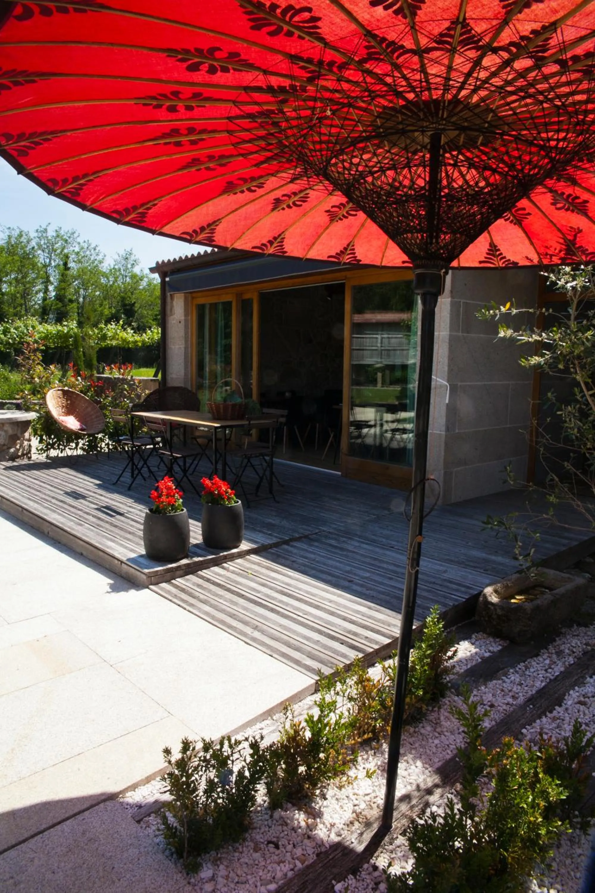 Facade/entrance in Os Lambráns