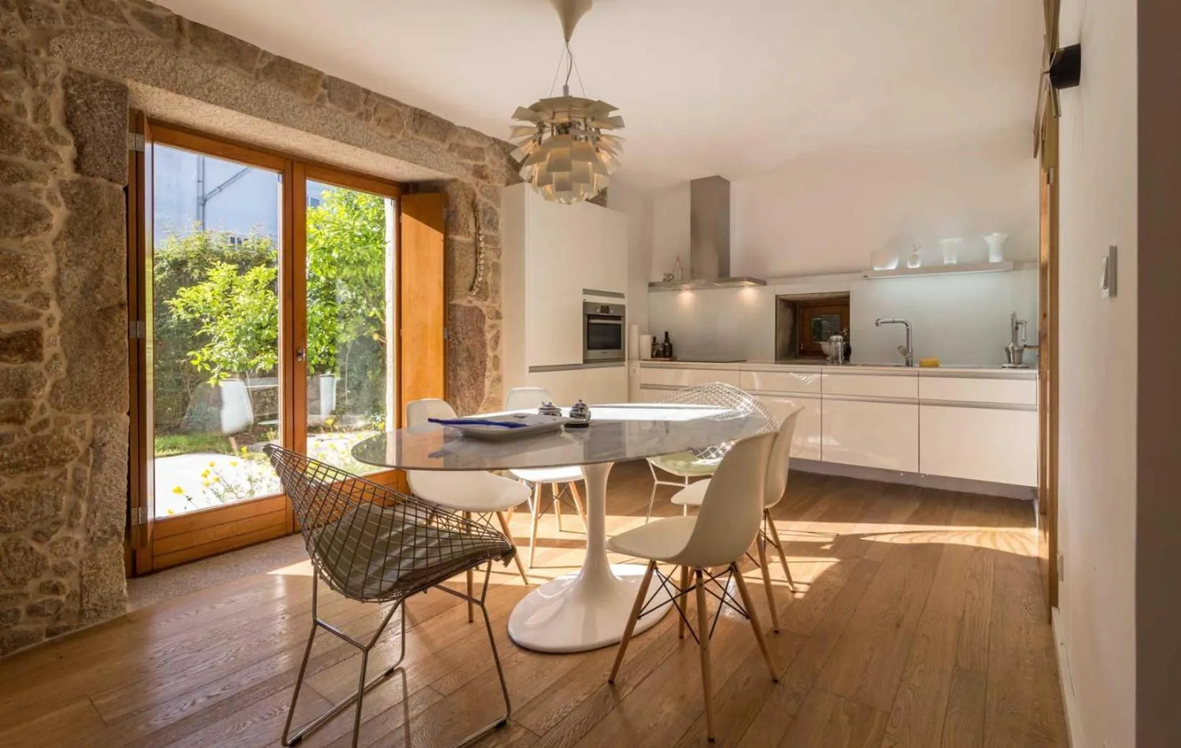 Kitchen or kitchenette in Os Lambráns