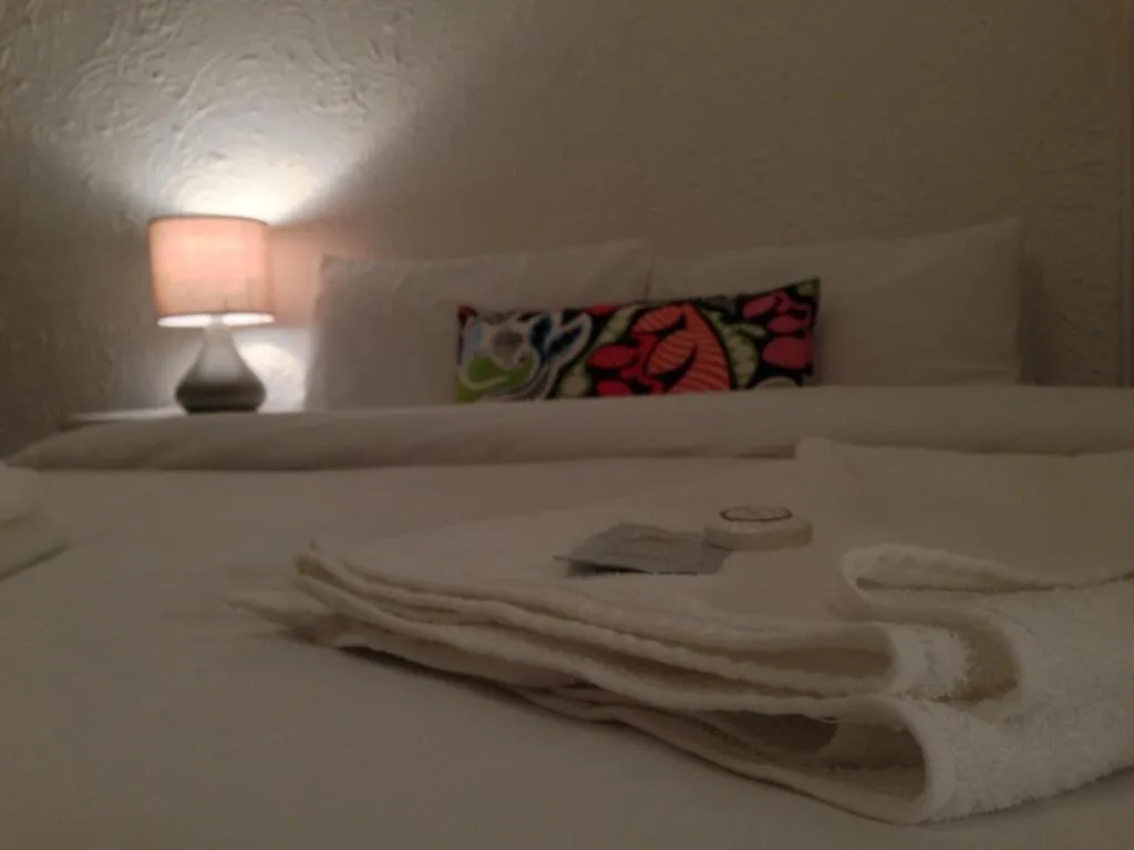 Bedroom, Bed in Wilsons Hotel - Blackpool Tower View