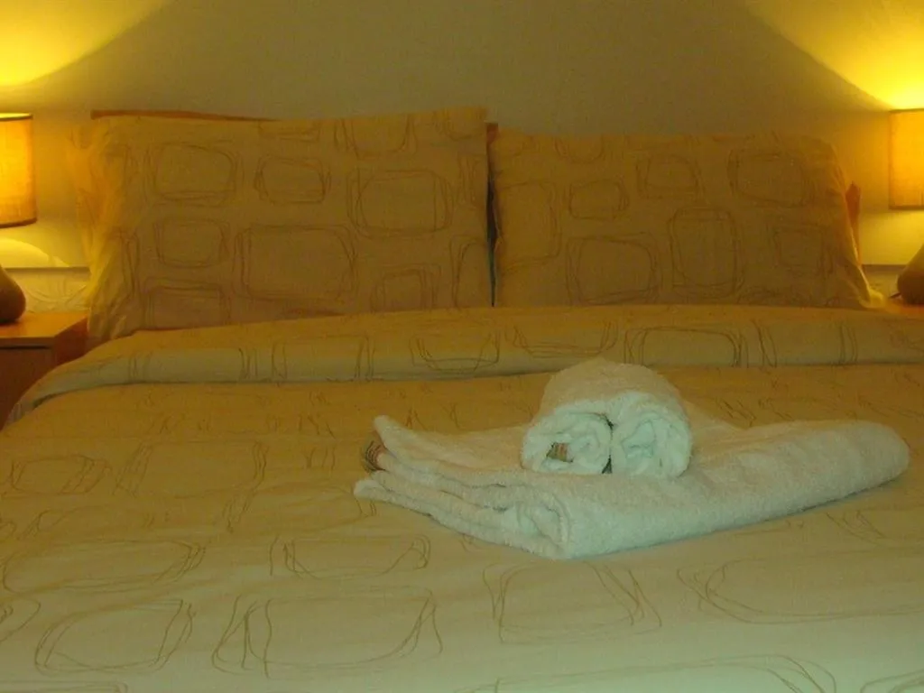 Bedroom, Bed in Wilsons Hotel - Blackpool Tower View