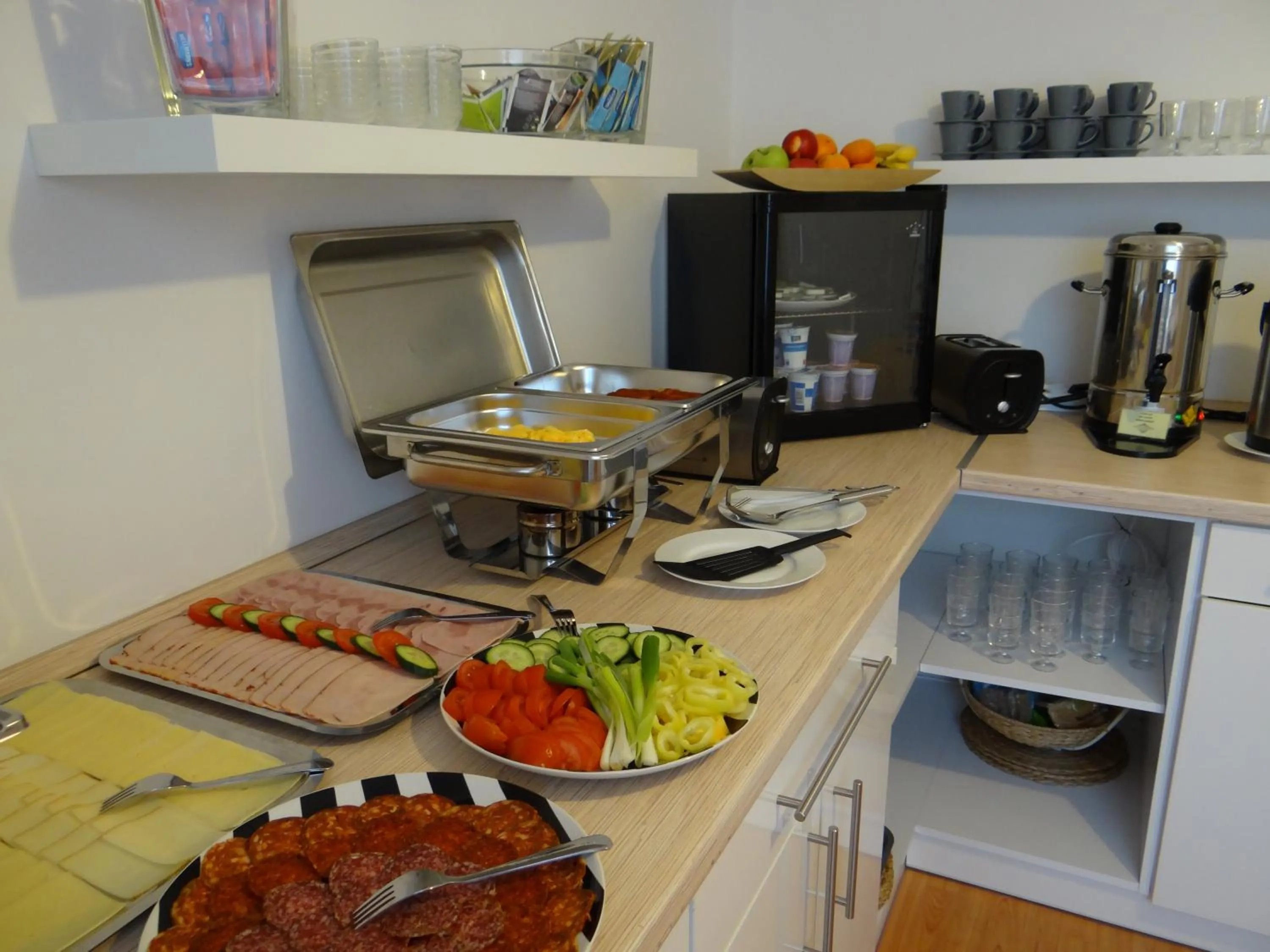 Breakfast in Luxury Apartment Hotel Siófok