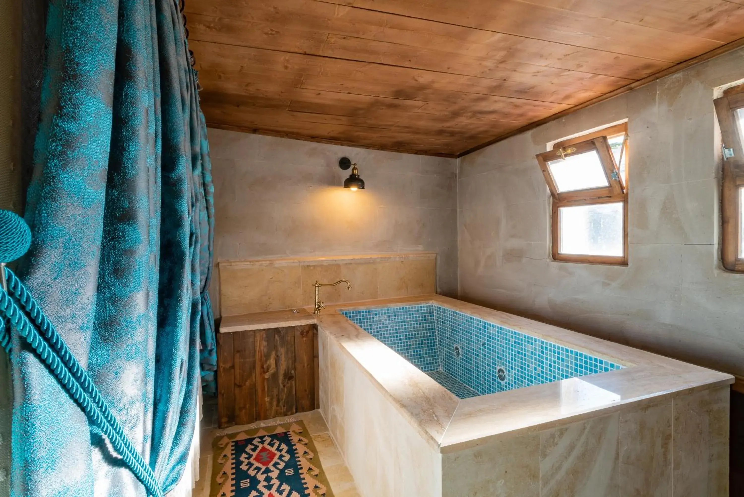 Family Suite with Balcony in Atilla's Cave Hotel Family Suite with Balcony in Atilla's Cave Hotel