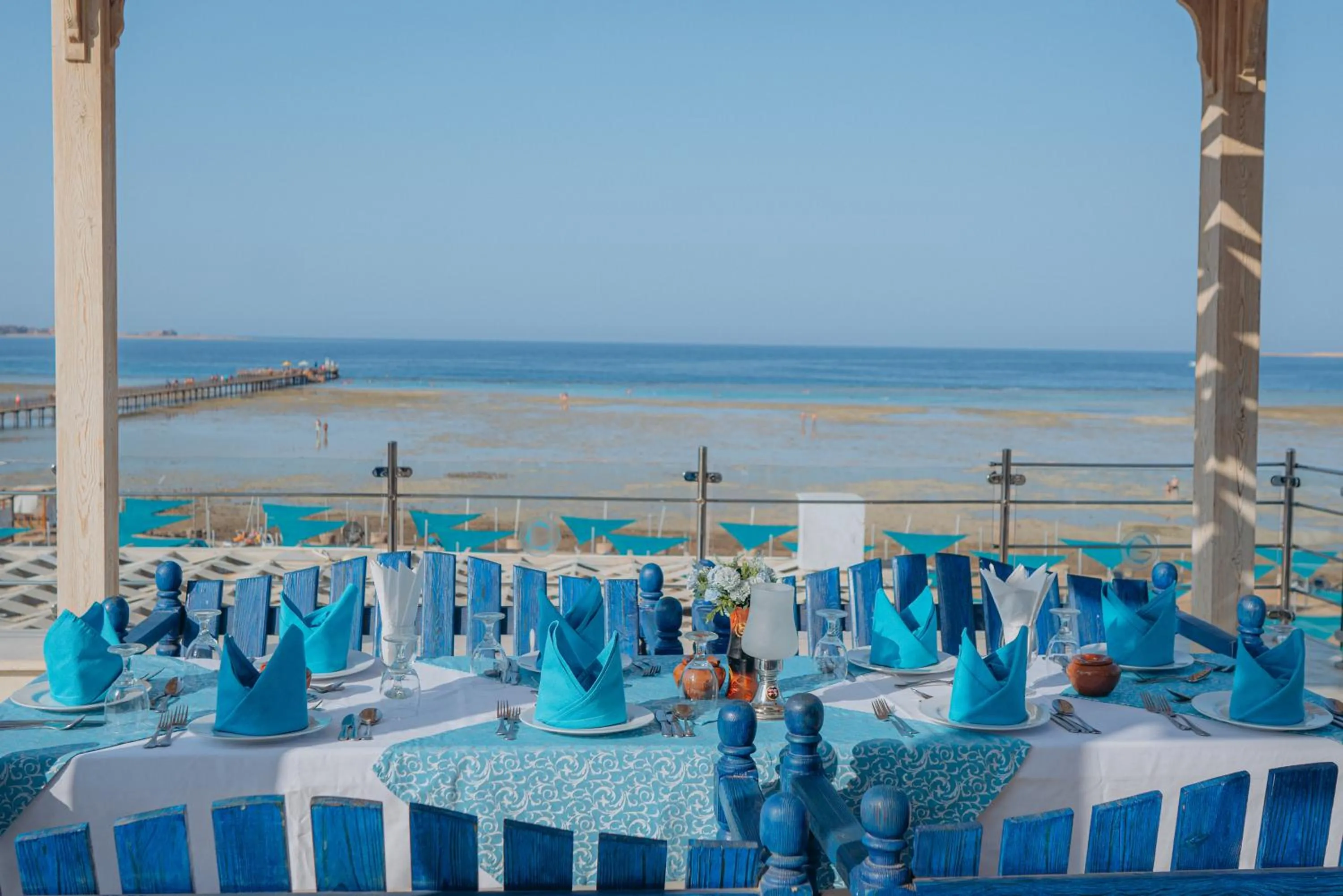 Restaurant/places to eat in Gravity Hotel & Aqua Park Sahl Hasheesh Families and Couples Only