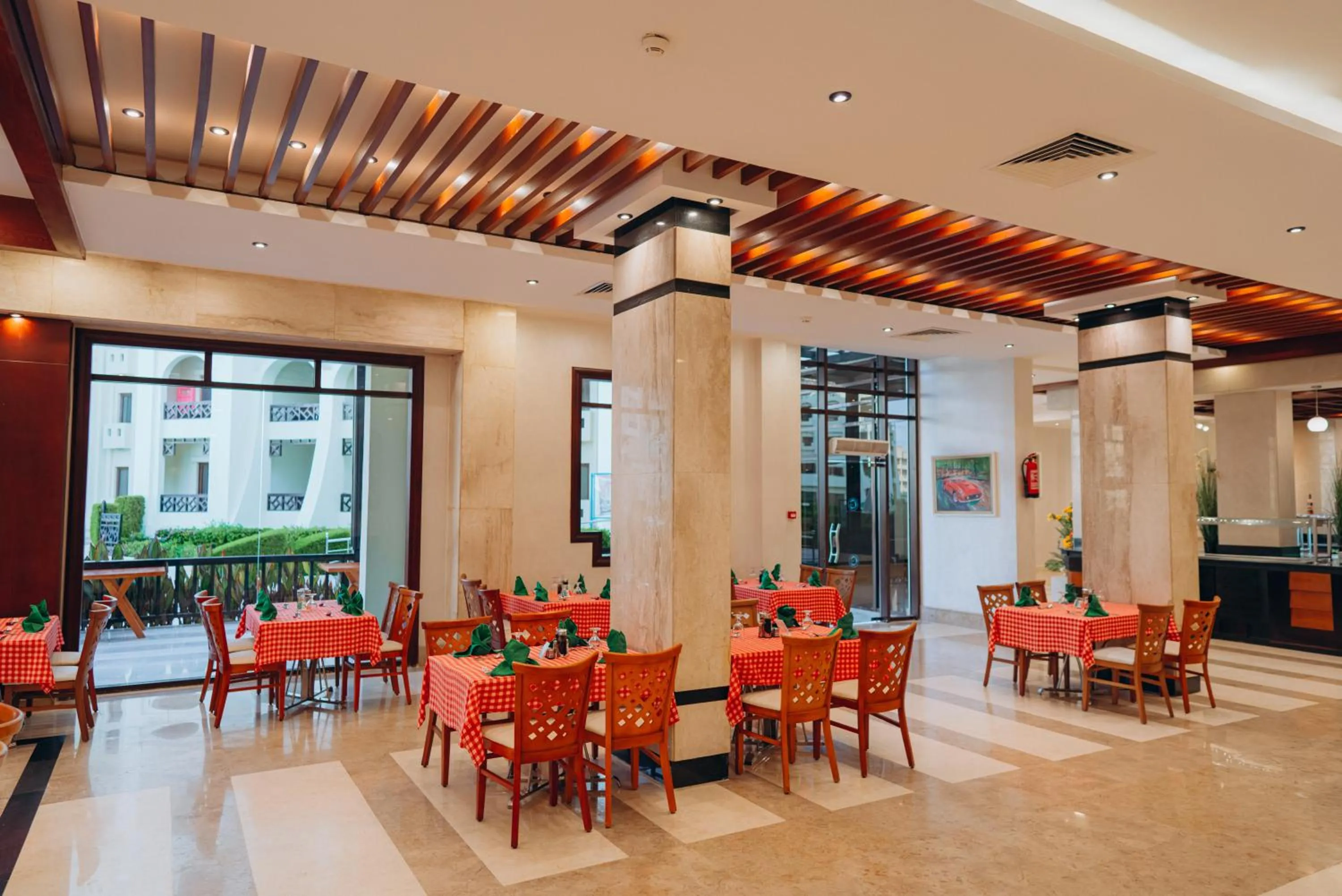 Restaurant/places to eat in Gravity Hotel & Aqua Park Sahl Hasheesh Families and Couples Only