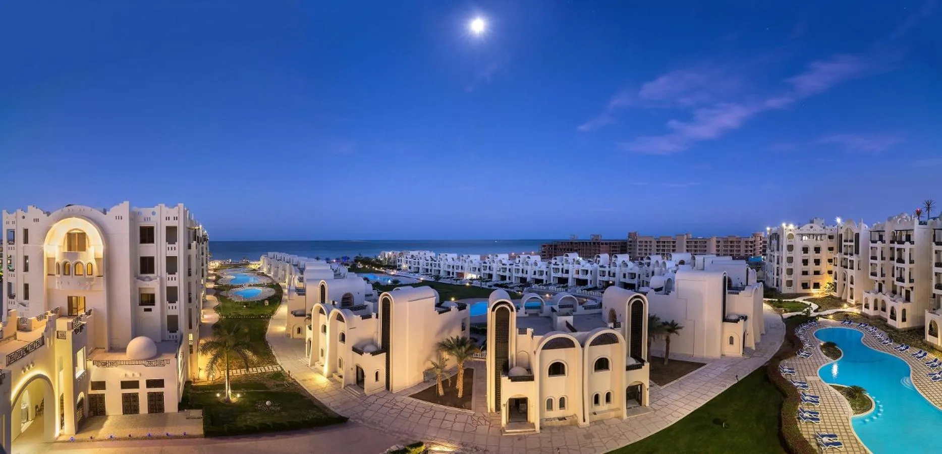 Property building in Gravity Hotel & Aqua Park Sahl Hasheesh Families and Couples Only