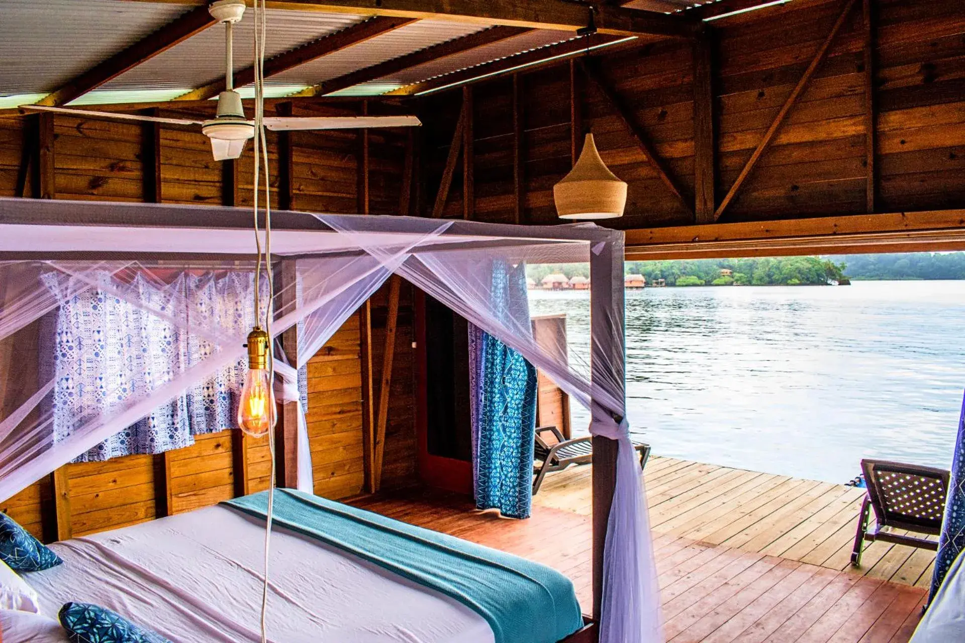 Deluxe Triple Room with Sea View in The Sea Monkey Deluxe Triple Room with Sea View in The Sea Monkey