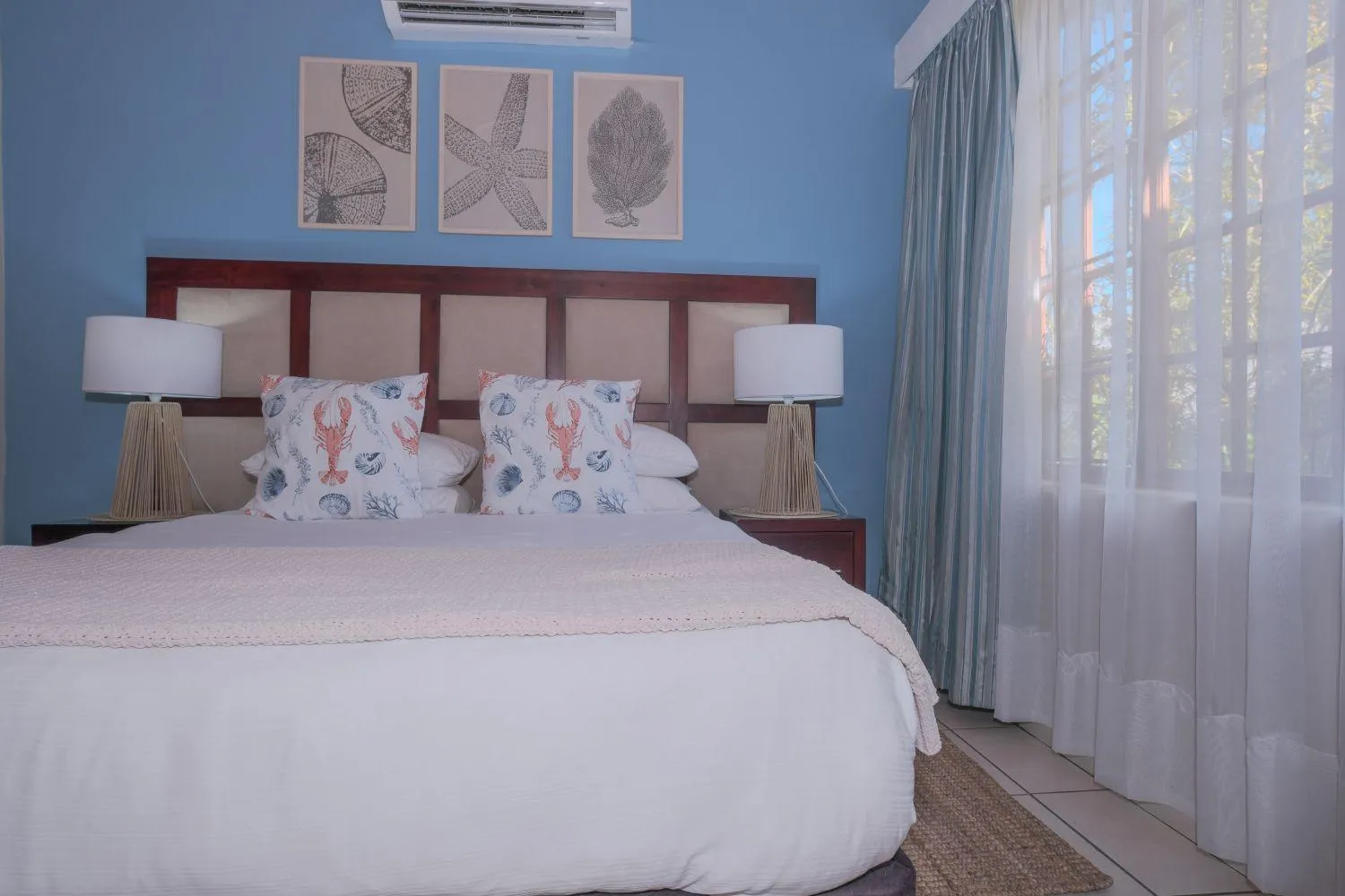 Bedroom, Bed in Whalesong Guest House