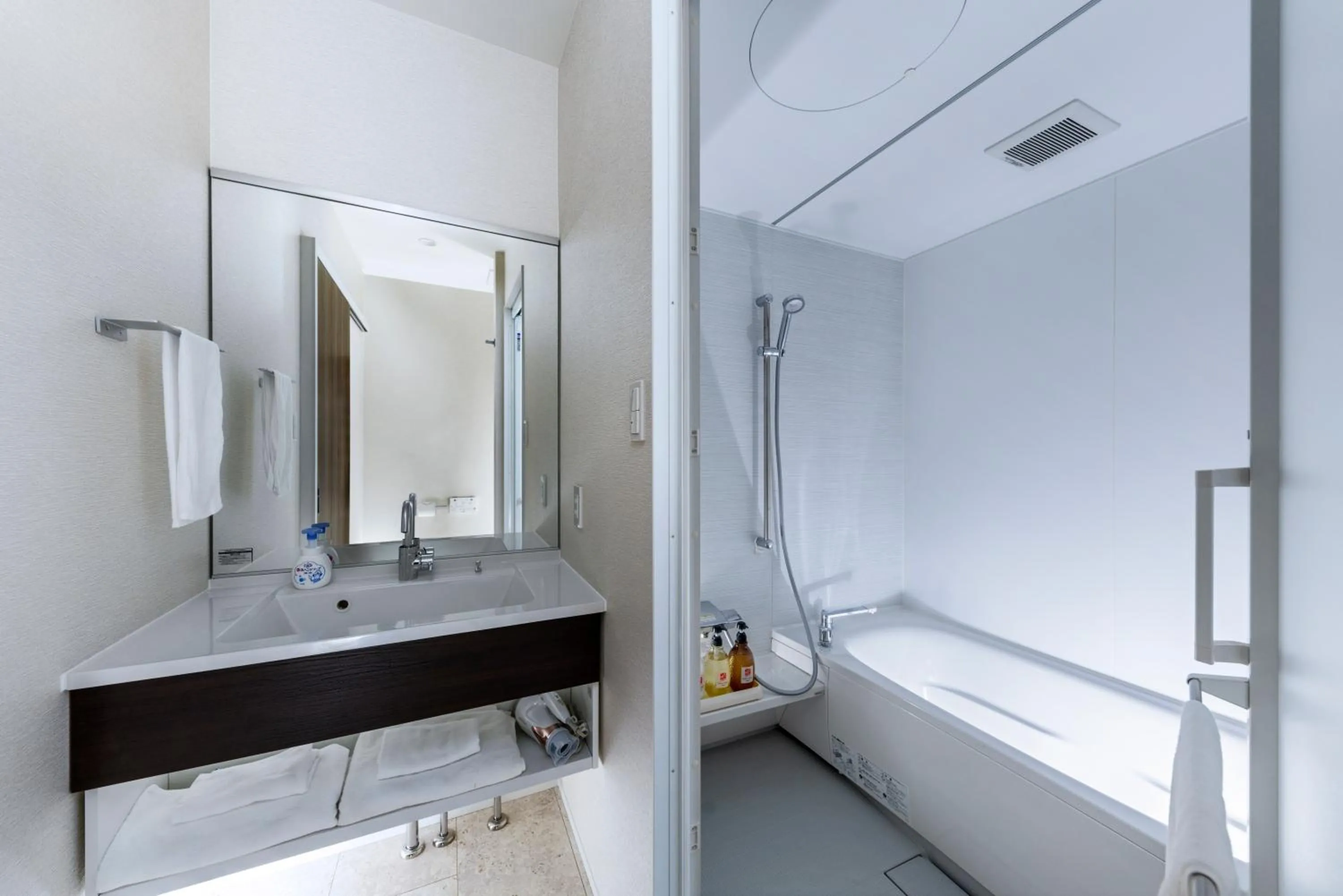 Toilet in Grey Wolf Chalet by Hakuba White Fox Company