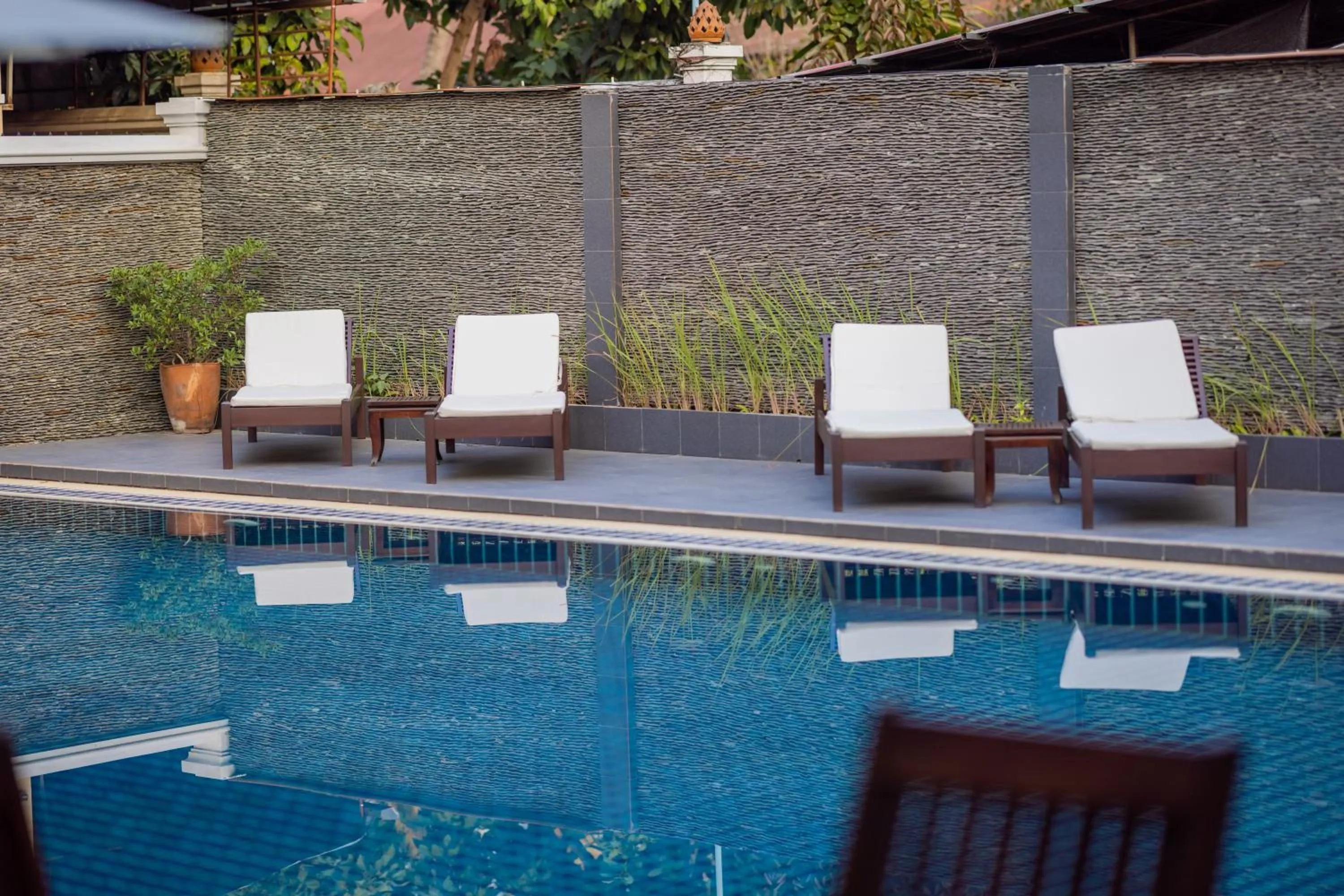 Swimming pool in Sada Hotel