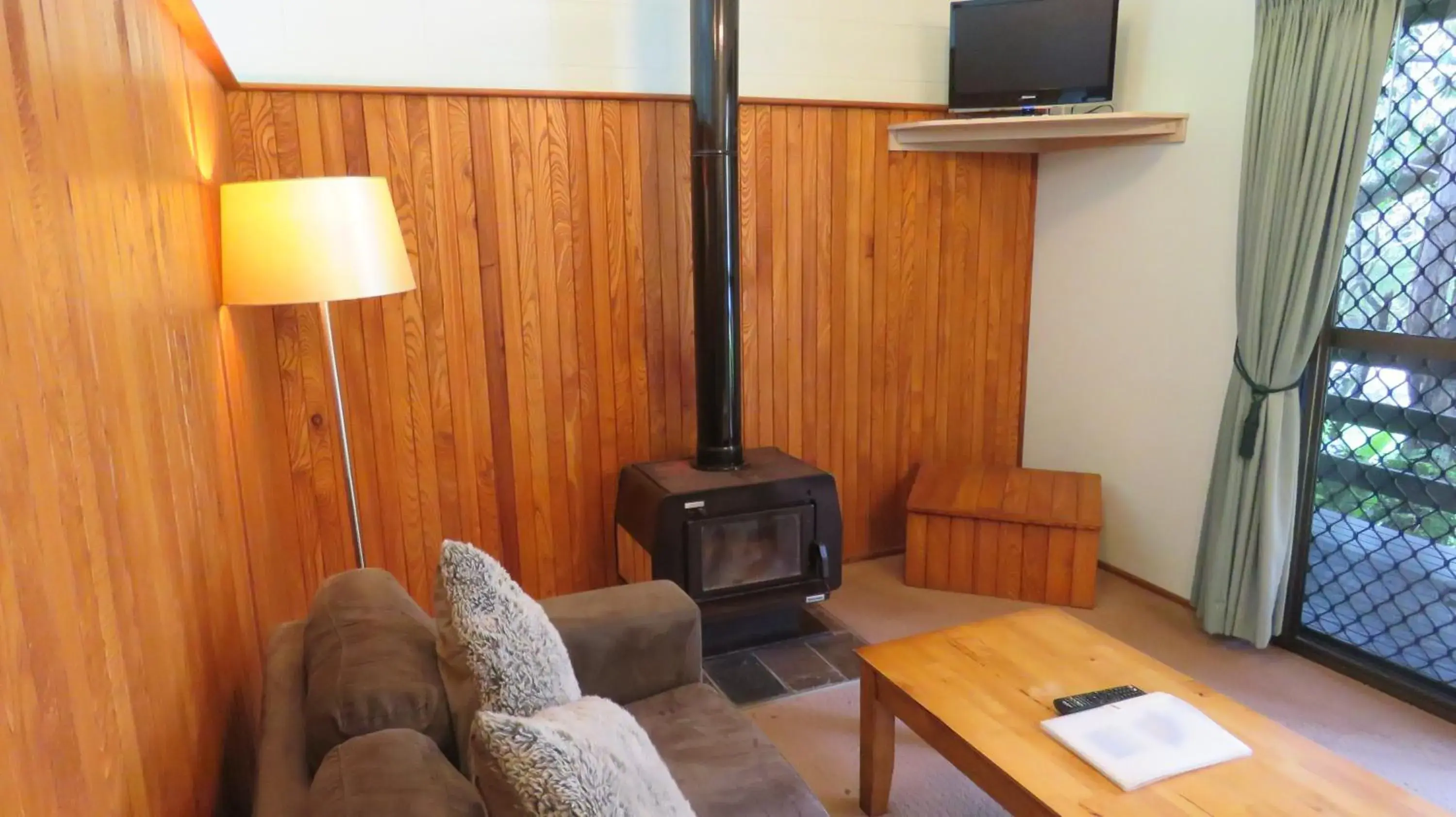 One Bedroom Cabin Double or Twin Room in Broken River Mountain Resort One Bedroom Cabin Double or Twin Room in Broken River Mountain Resort