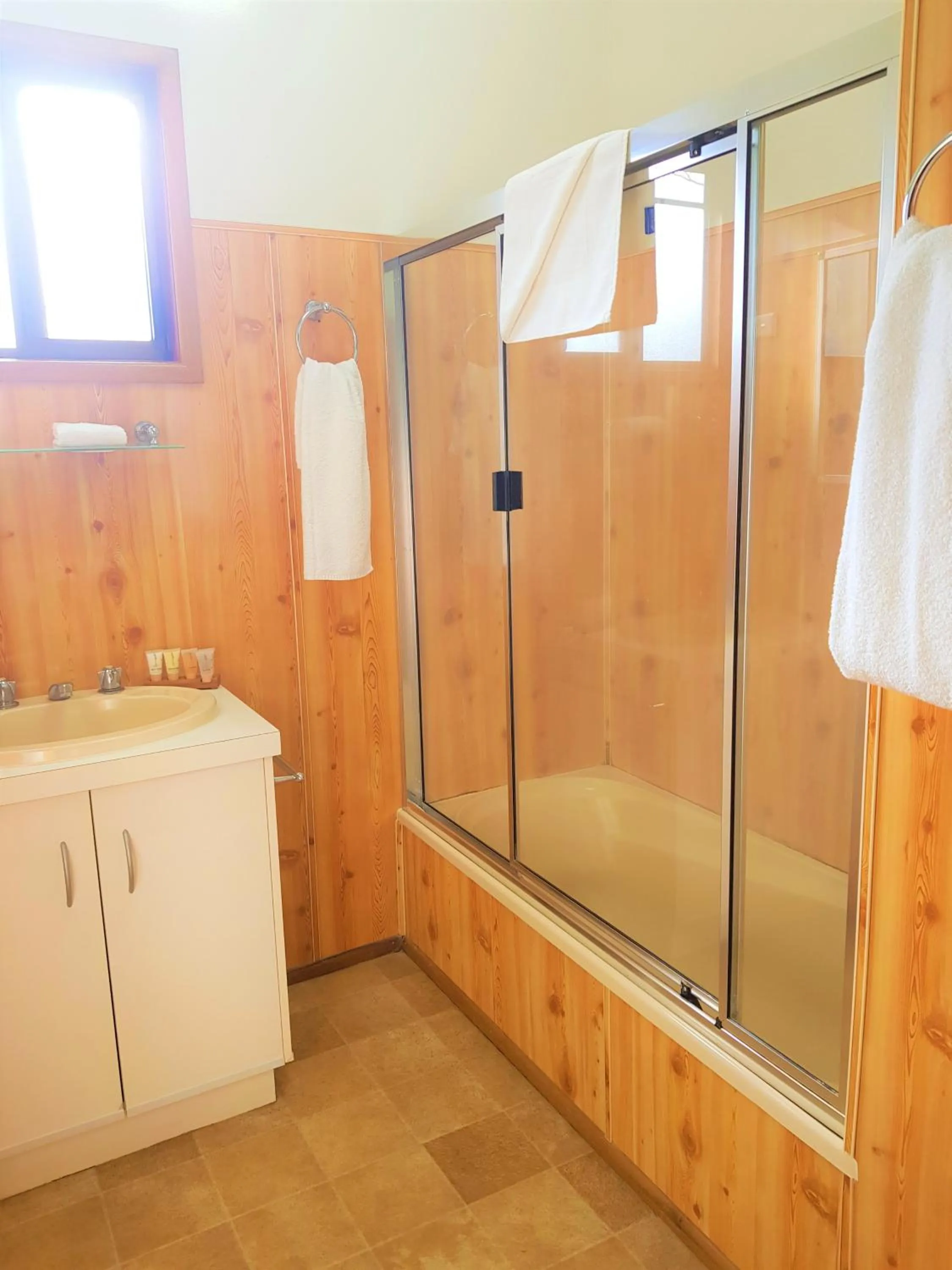 Bathroom in Broken River Mountain Resort
