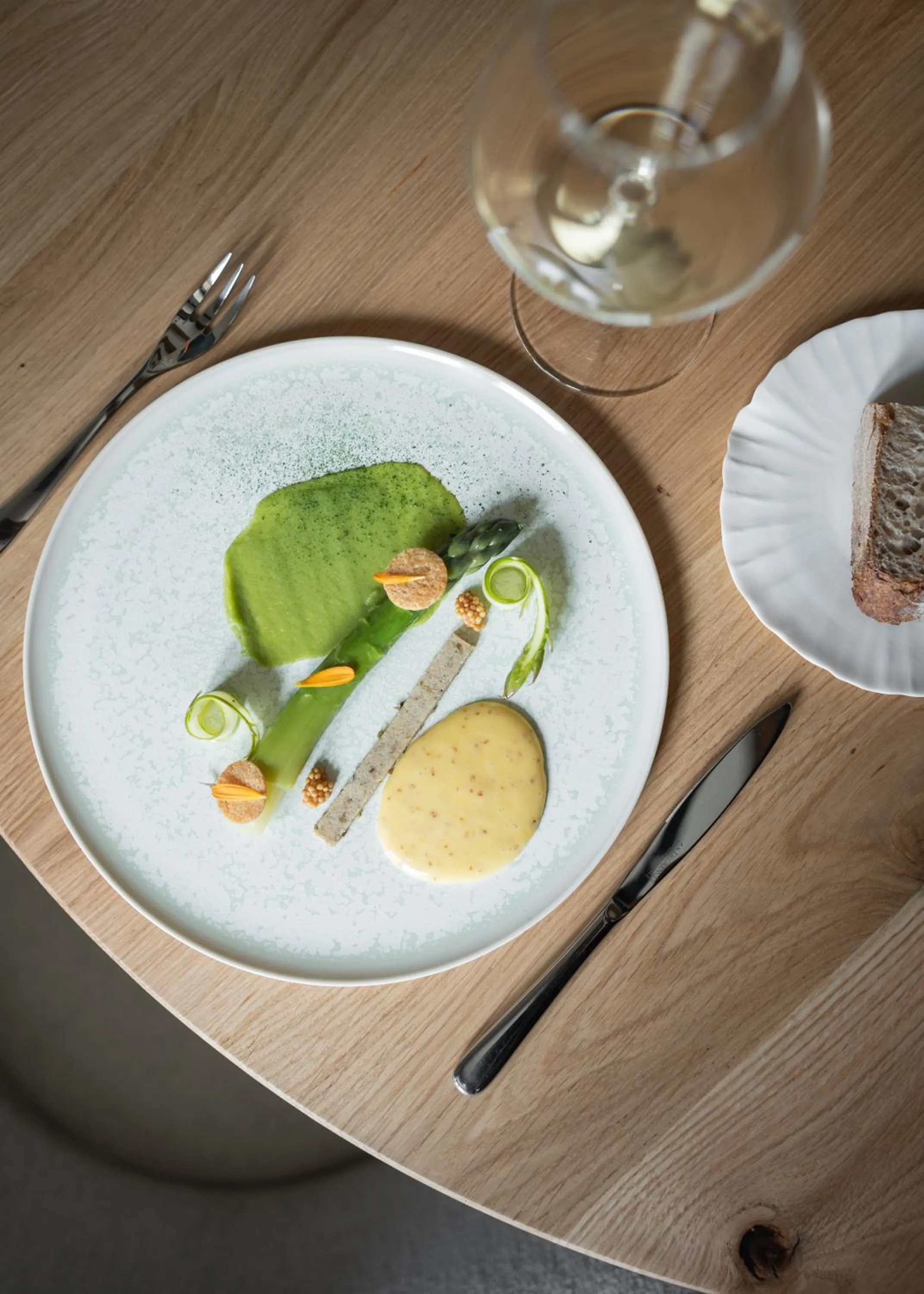 Lunch in Auberge de la Caillère