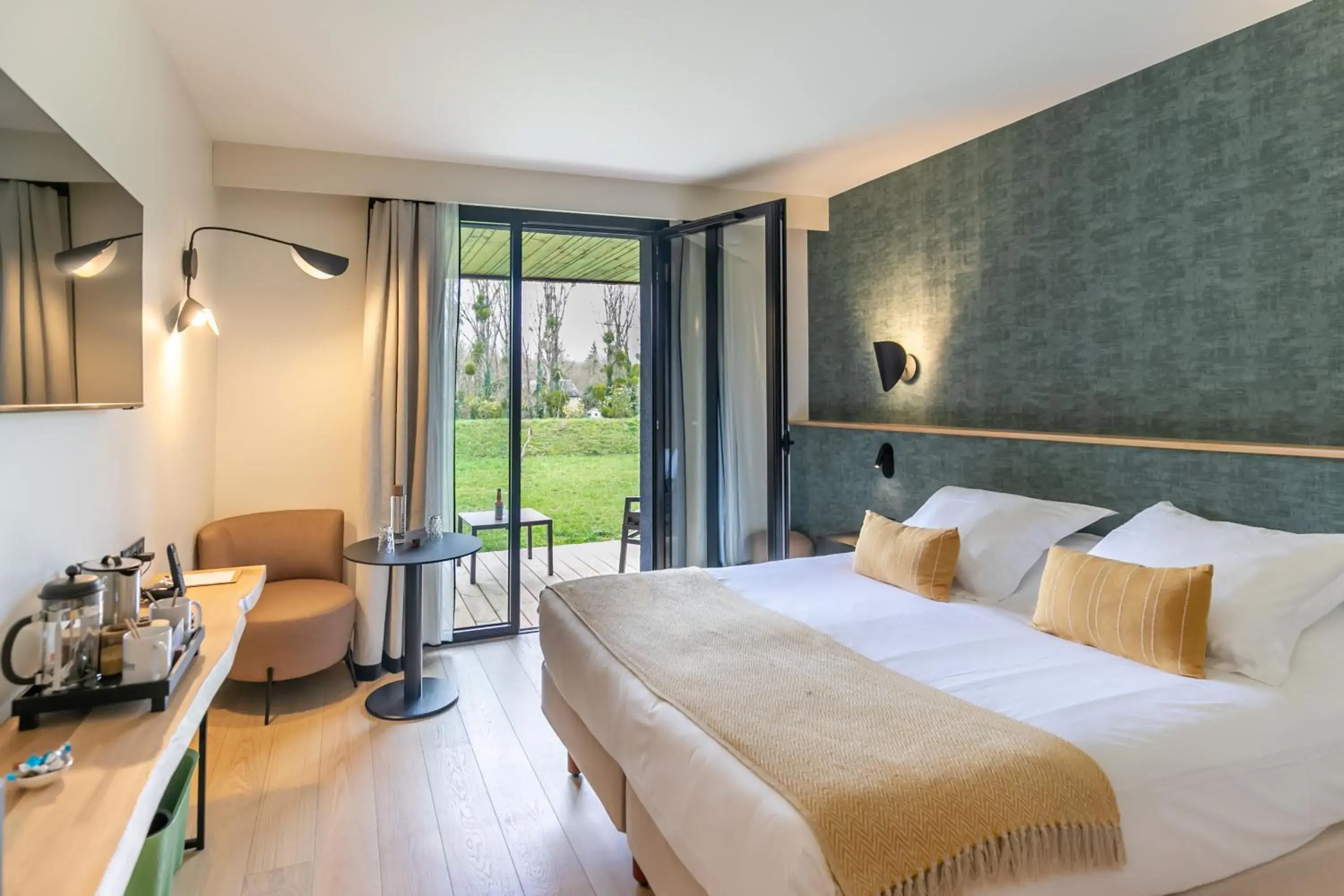 Double Room with Terrace in Auberge de la Caillère Double Room with Terrace in Auberge de la Caillère