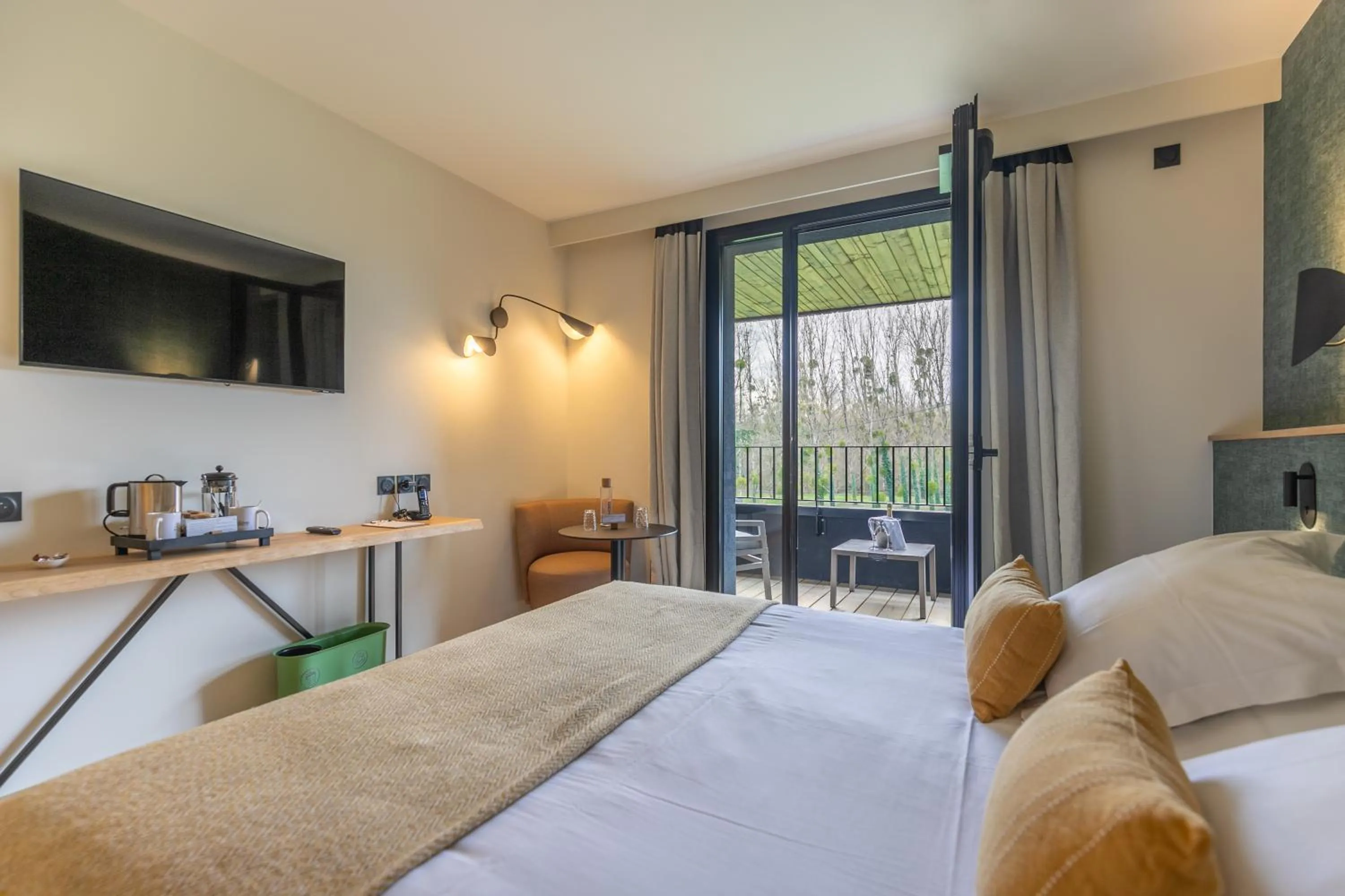 Bedroom, Bed in Auberge de la Caillère