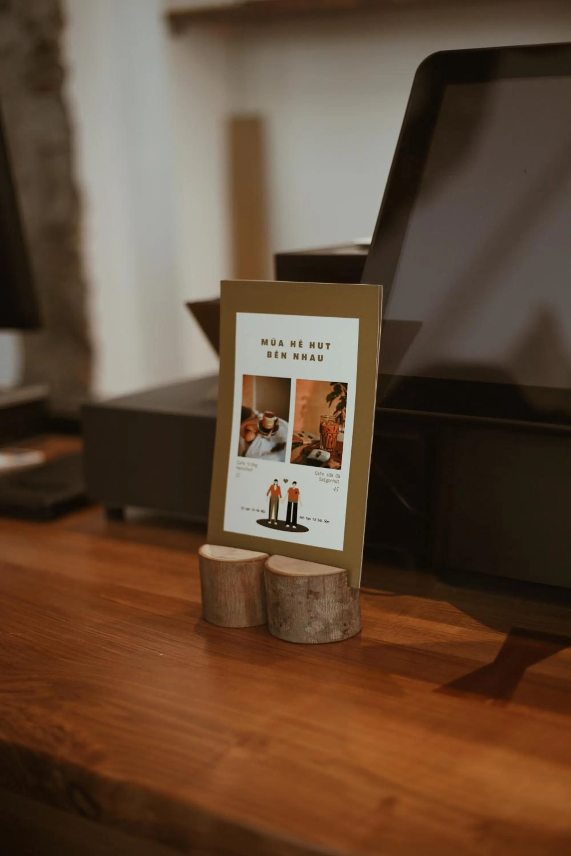 Restaurant/places to eat in Leaf Signature Hotel - Lá Group