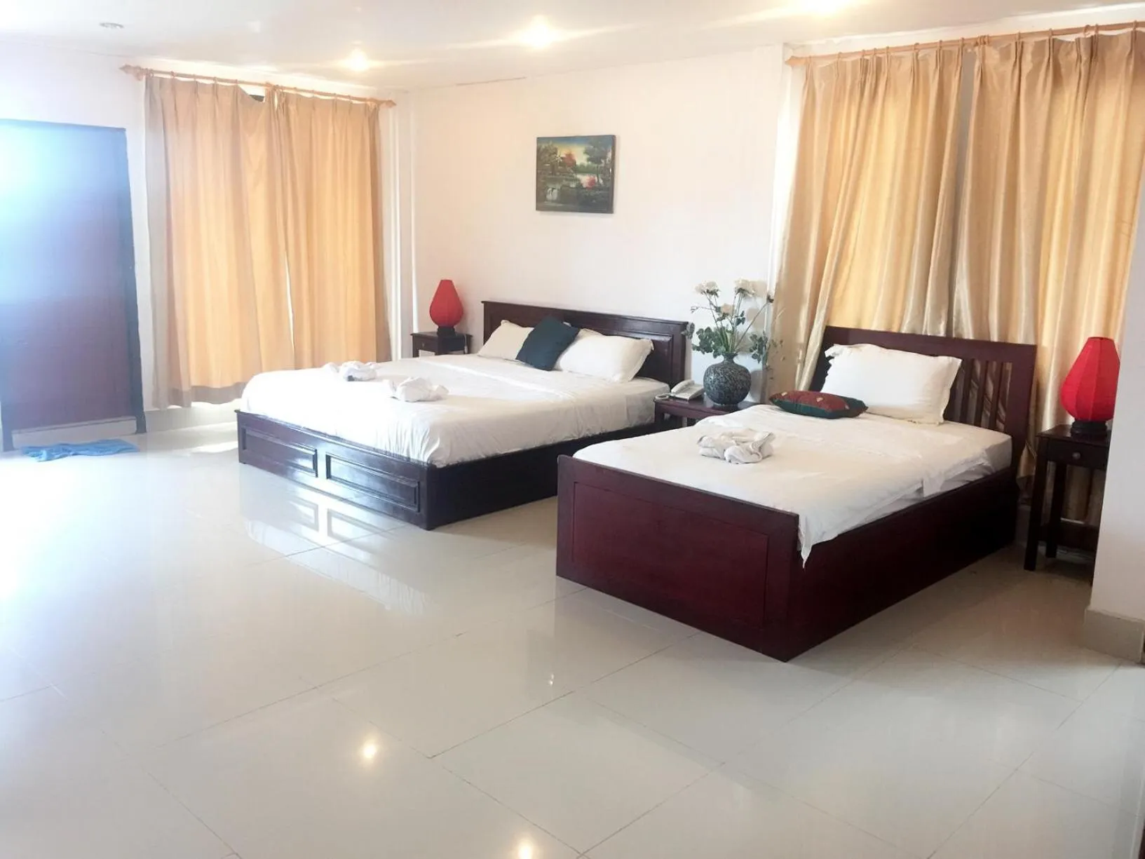 Bed in Vientiane SP Hotel