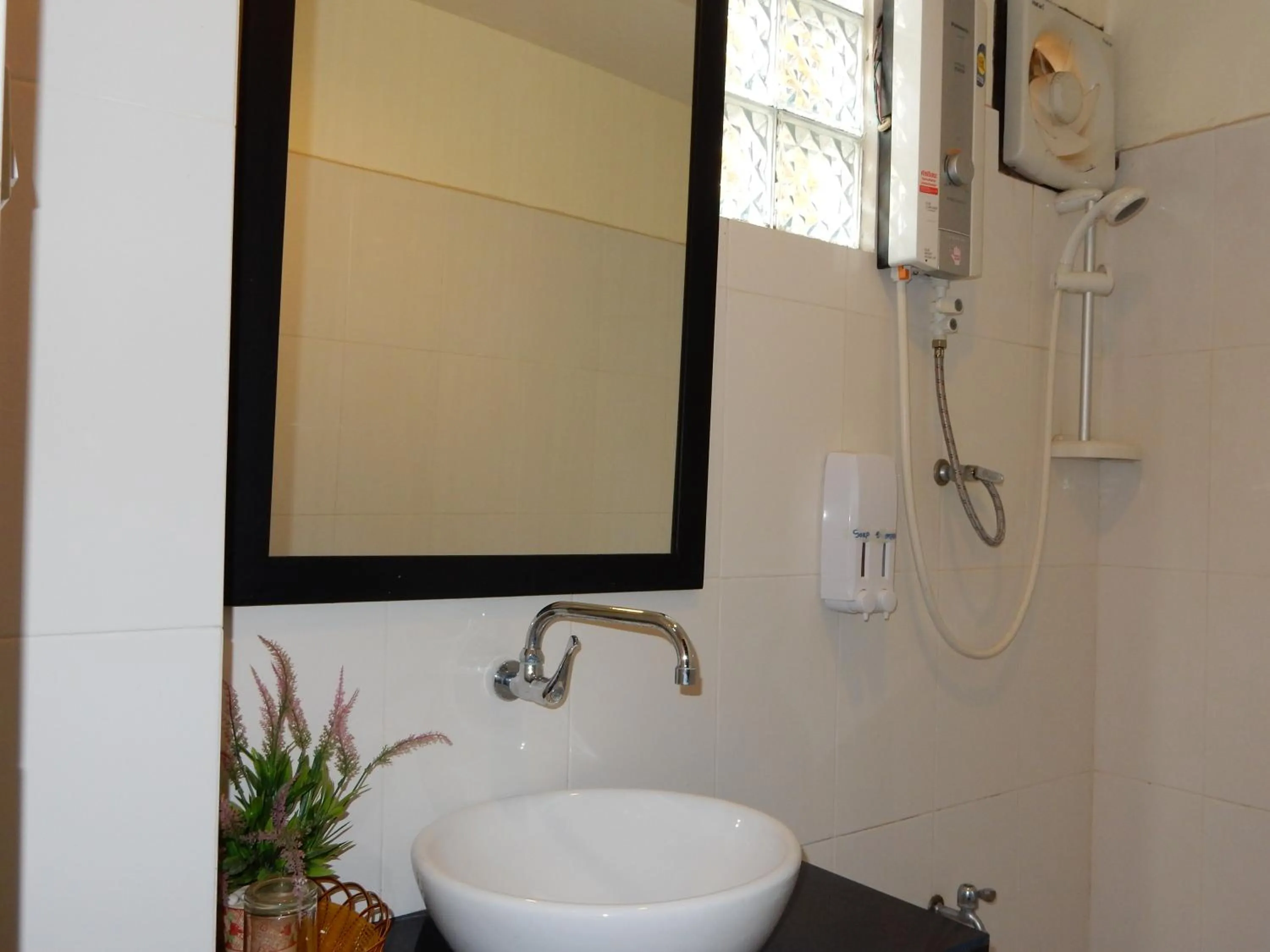 Bathroom in Vientiane SP Hotel