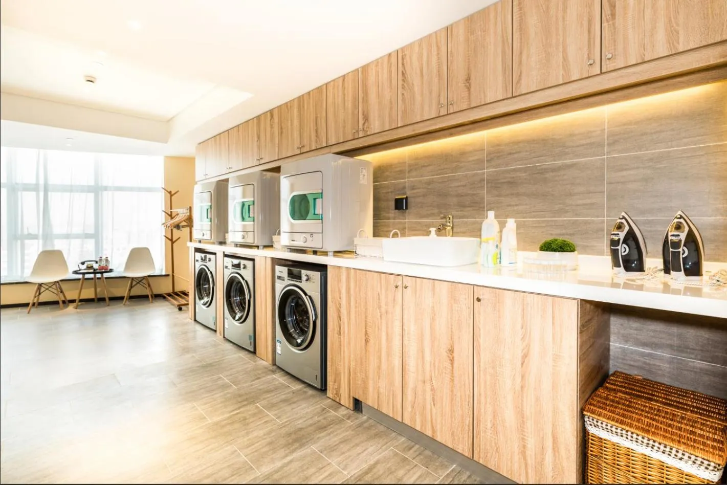 Atour Jiaozhou Qingdao Hotel