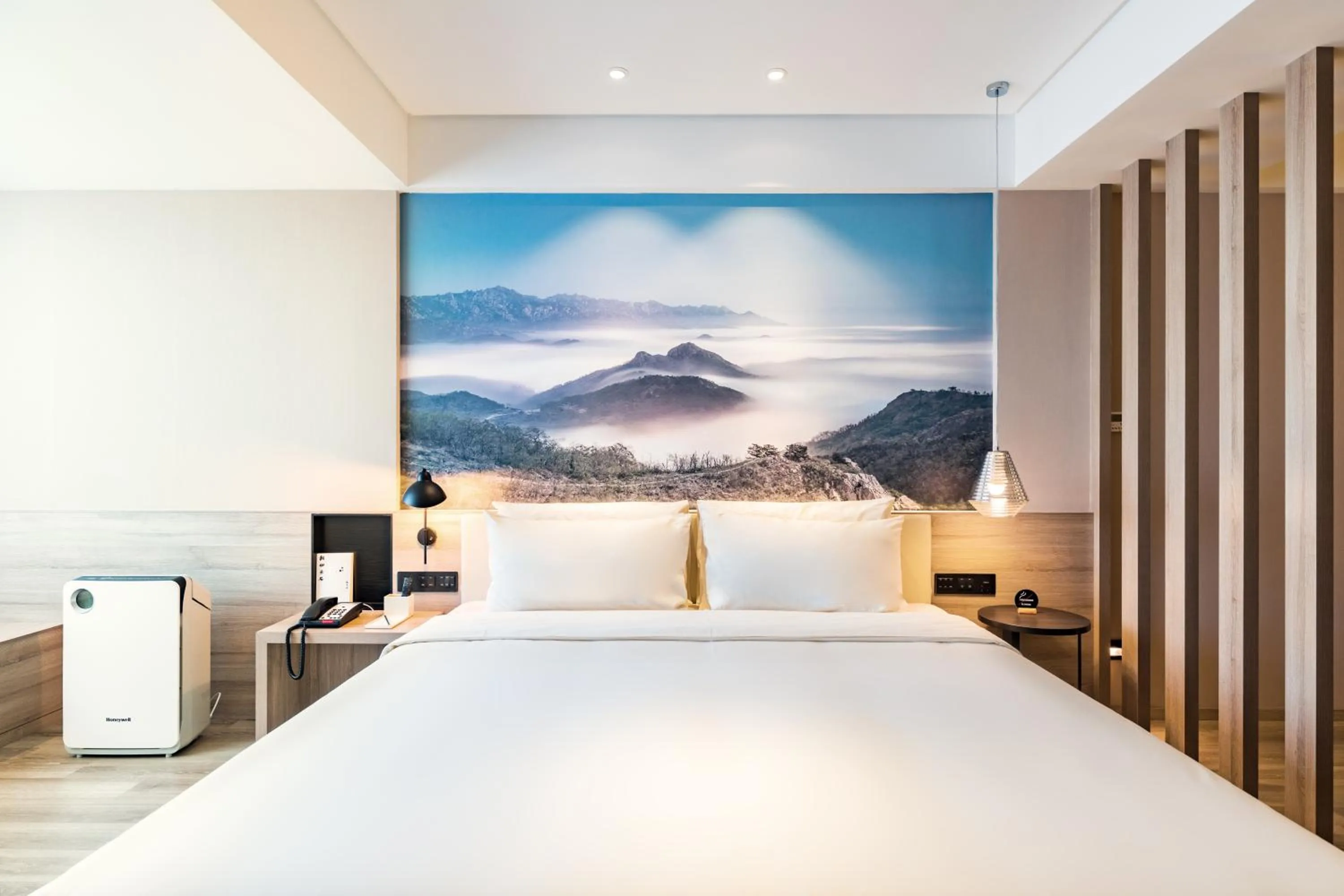 Bed in Atour Jiaozhou Qingdao Hotel