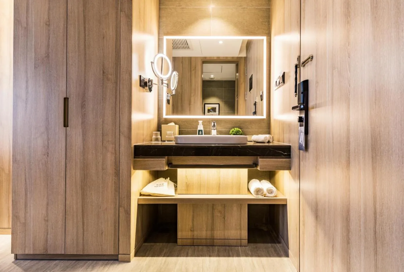 Atour Jiaozhou Qingdao Hotel