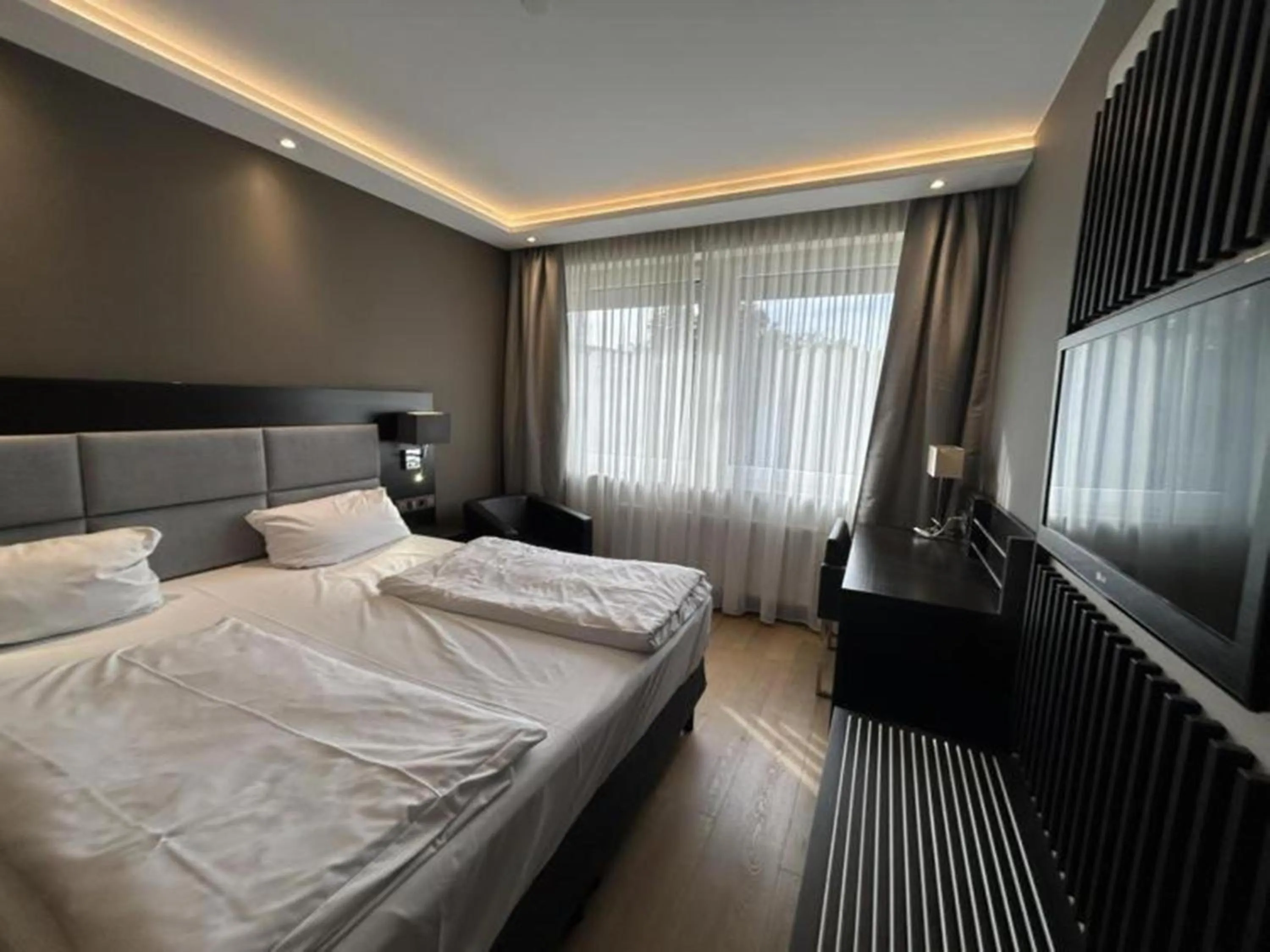 Photo of the whole room, Bed in Zi Hotel