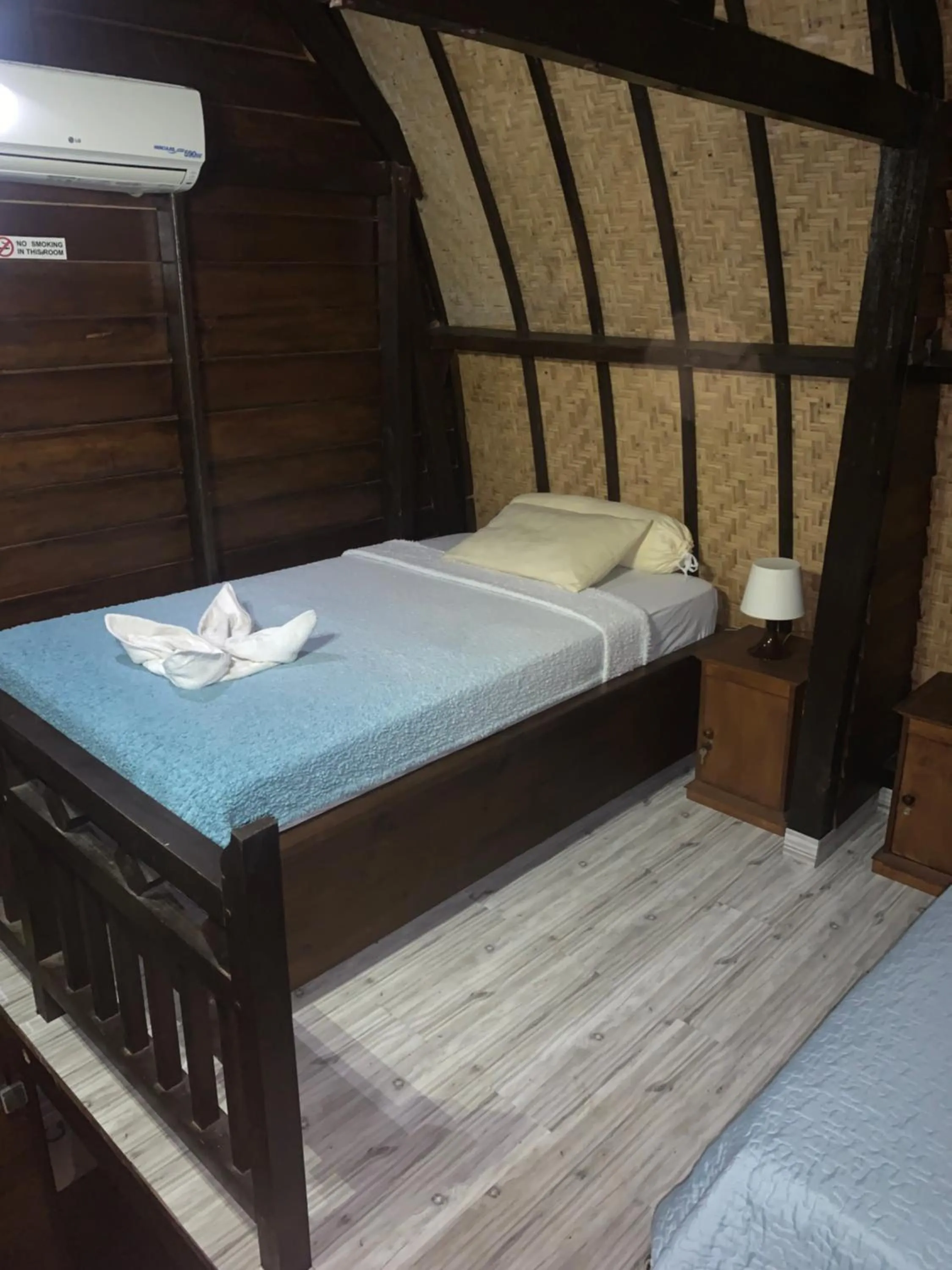 Bed in Gili Davidoff Bungalow
