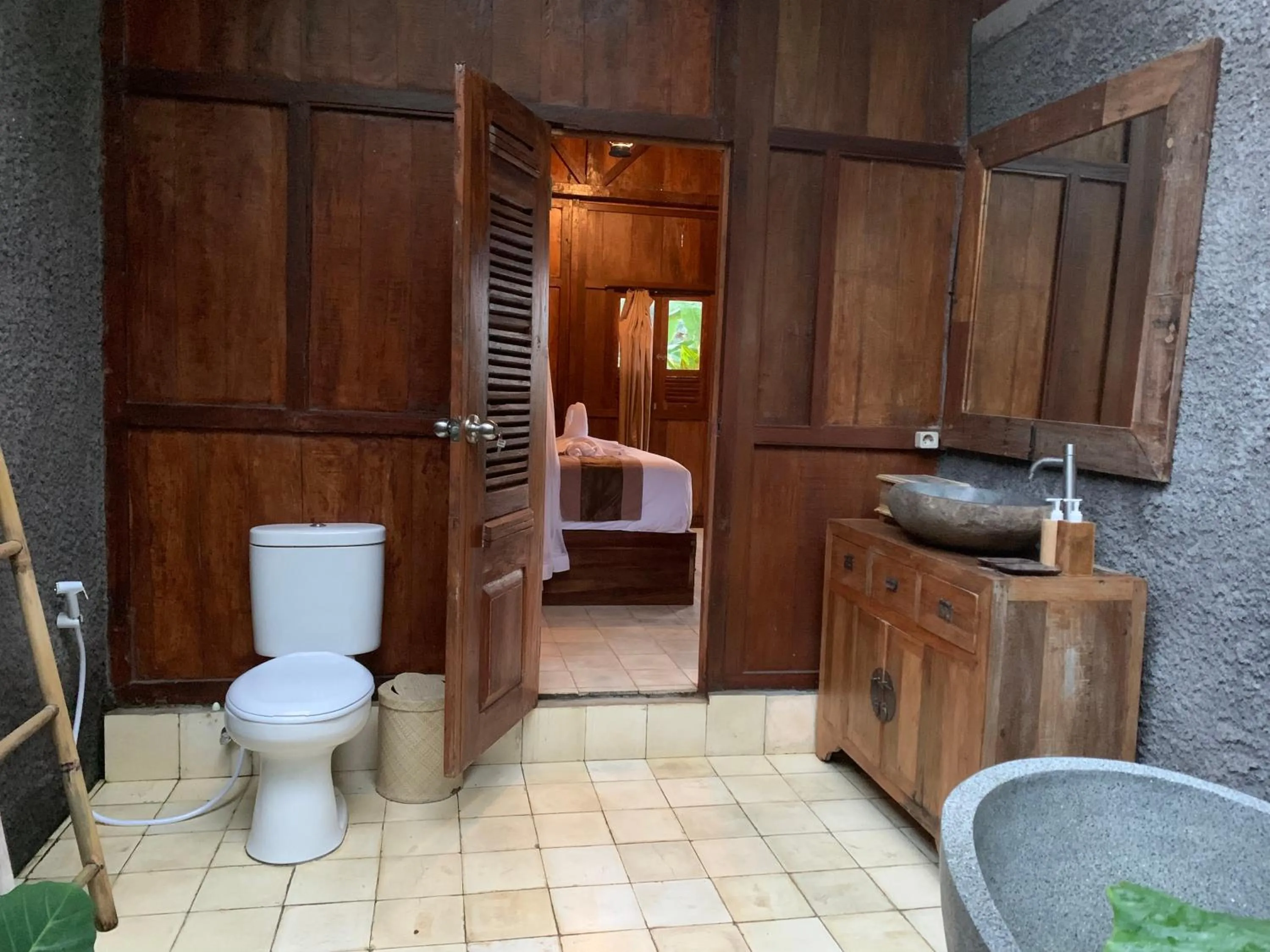 Toilet in Gladak di Uma Bali