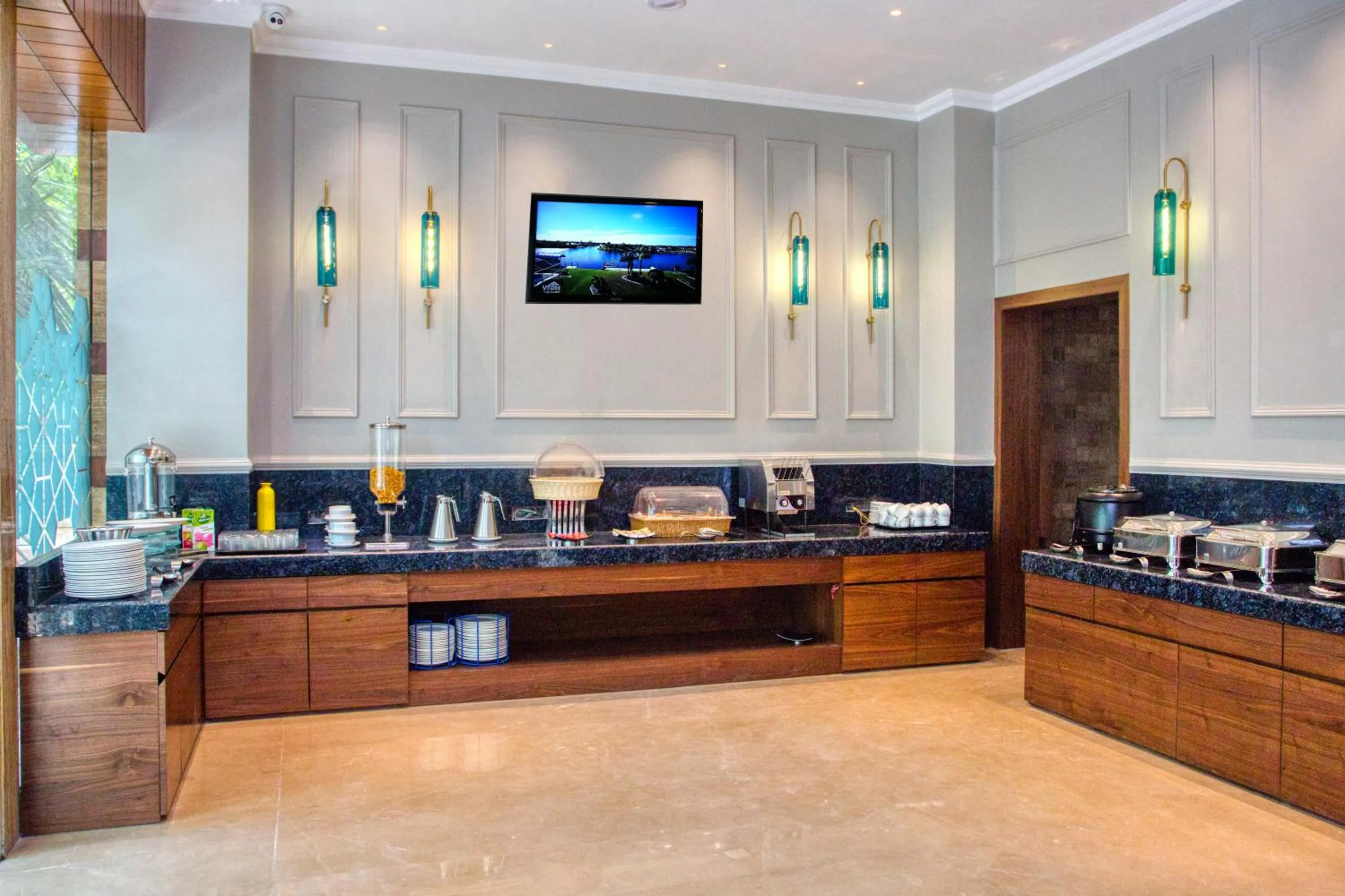 Restaurant/places to eat in 7 Apple Hotel - Viman Nagar Pune