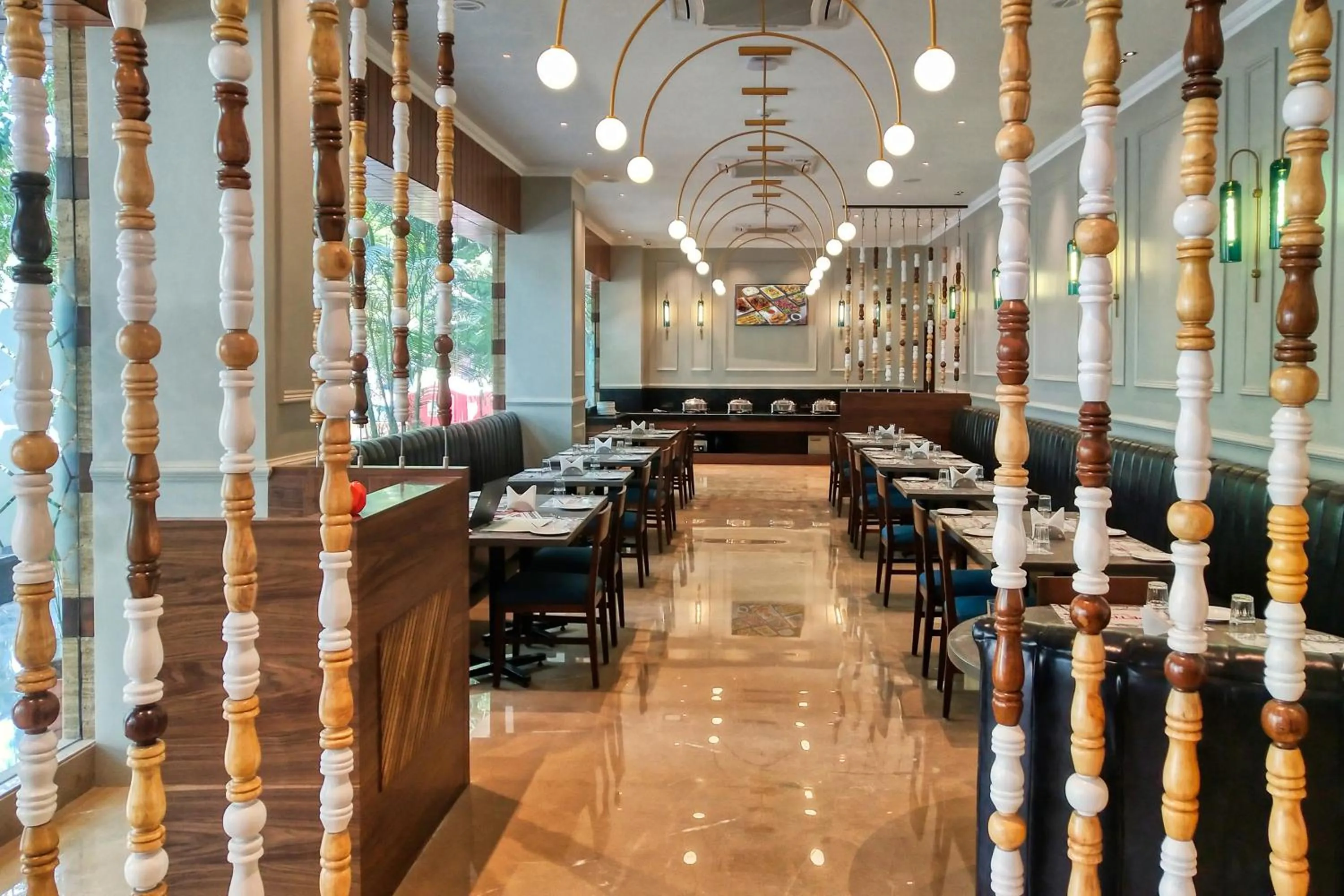 Restaurant/places to eat in 7 Apple Hotel - Viman Nagar Pune