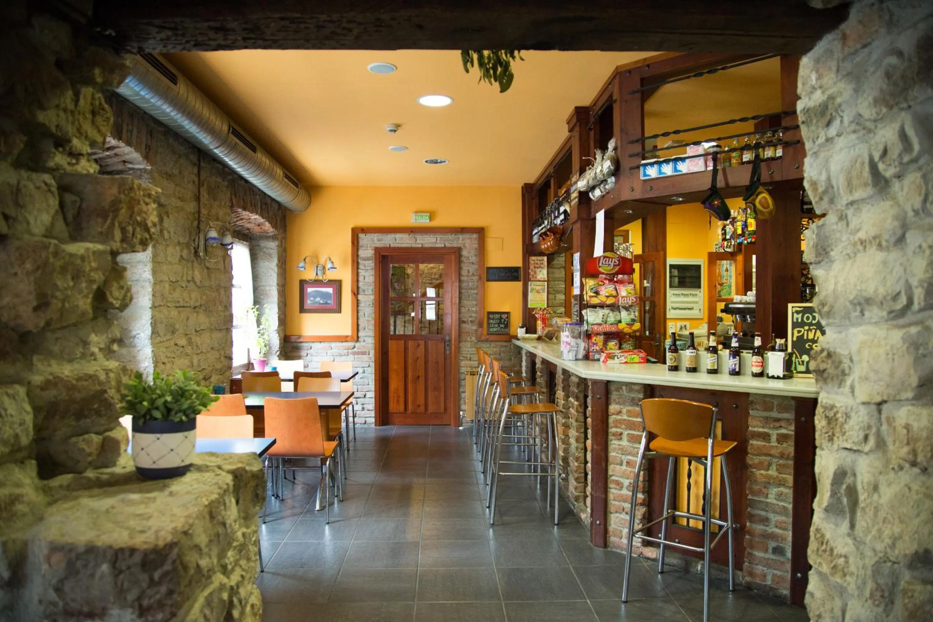 Library in Hotel Balcon de Aguera