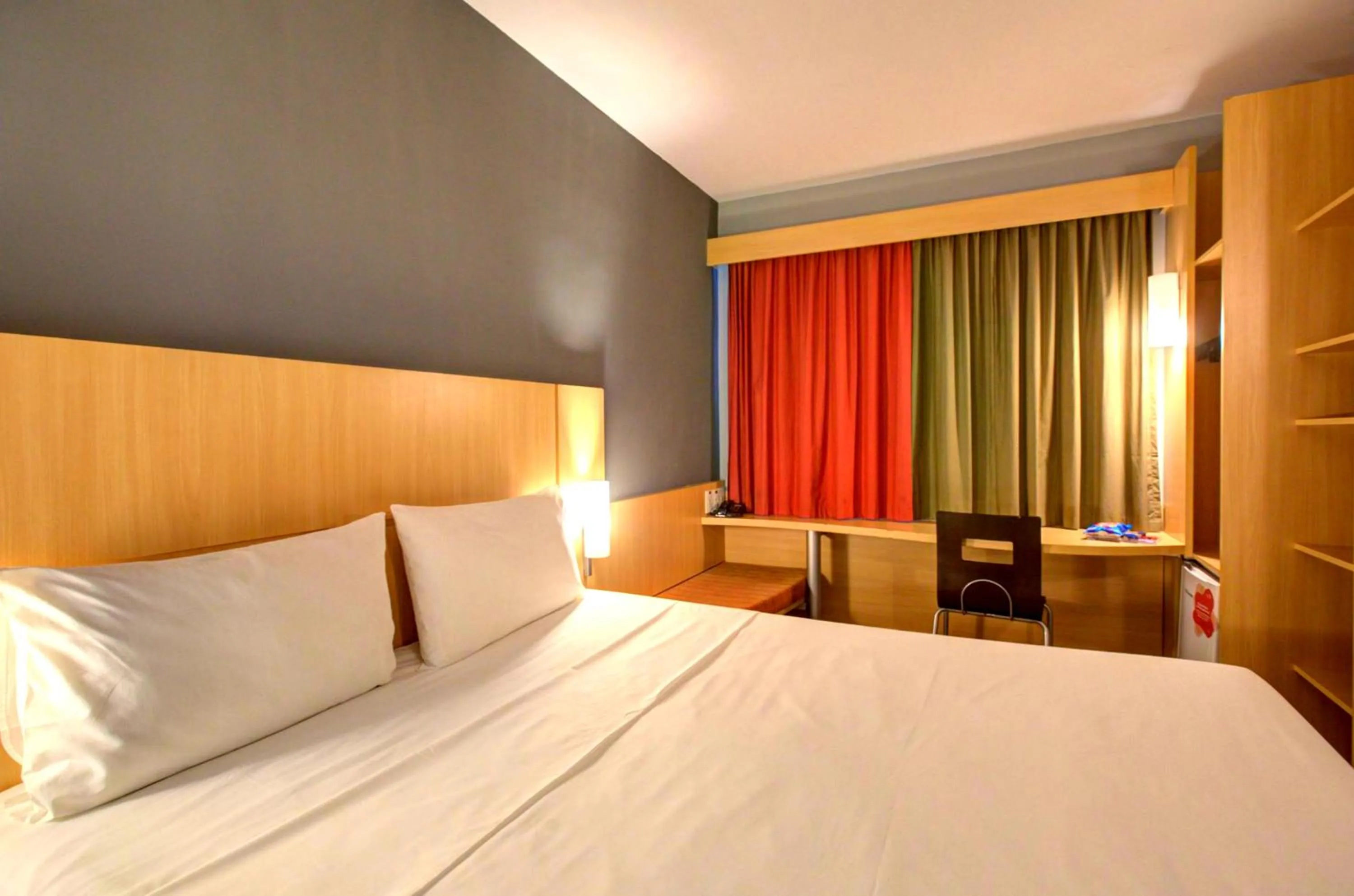 Bed in ibis Vitoria Praia de Camburi
