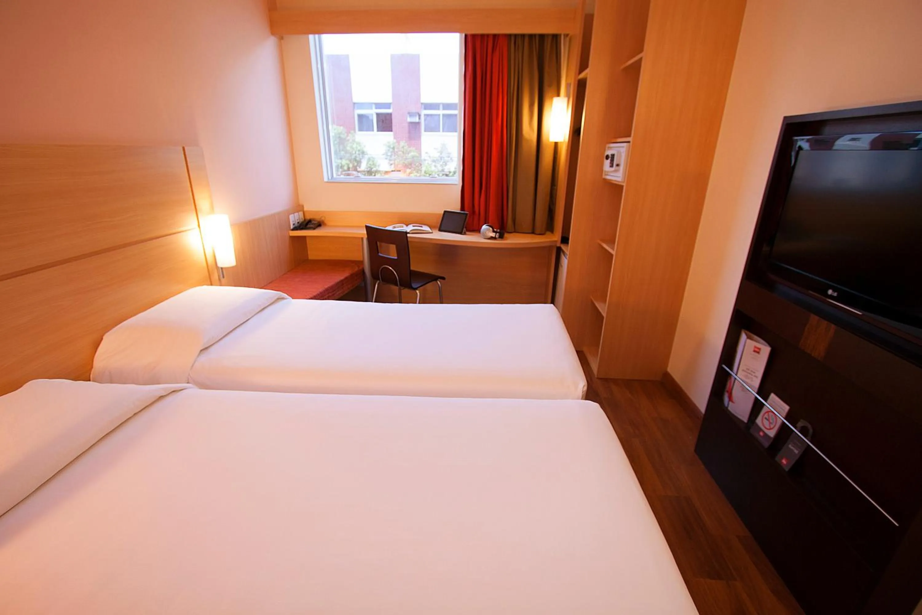 Bed in ibis Vitoria Praia de Camburi