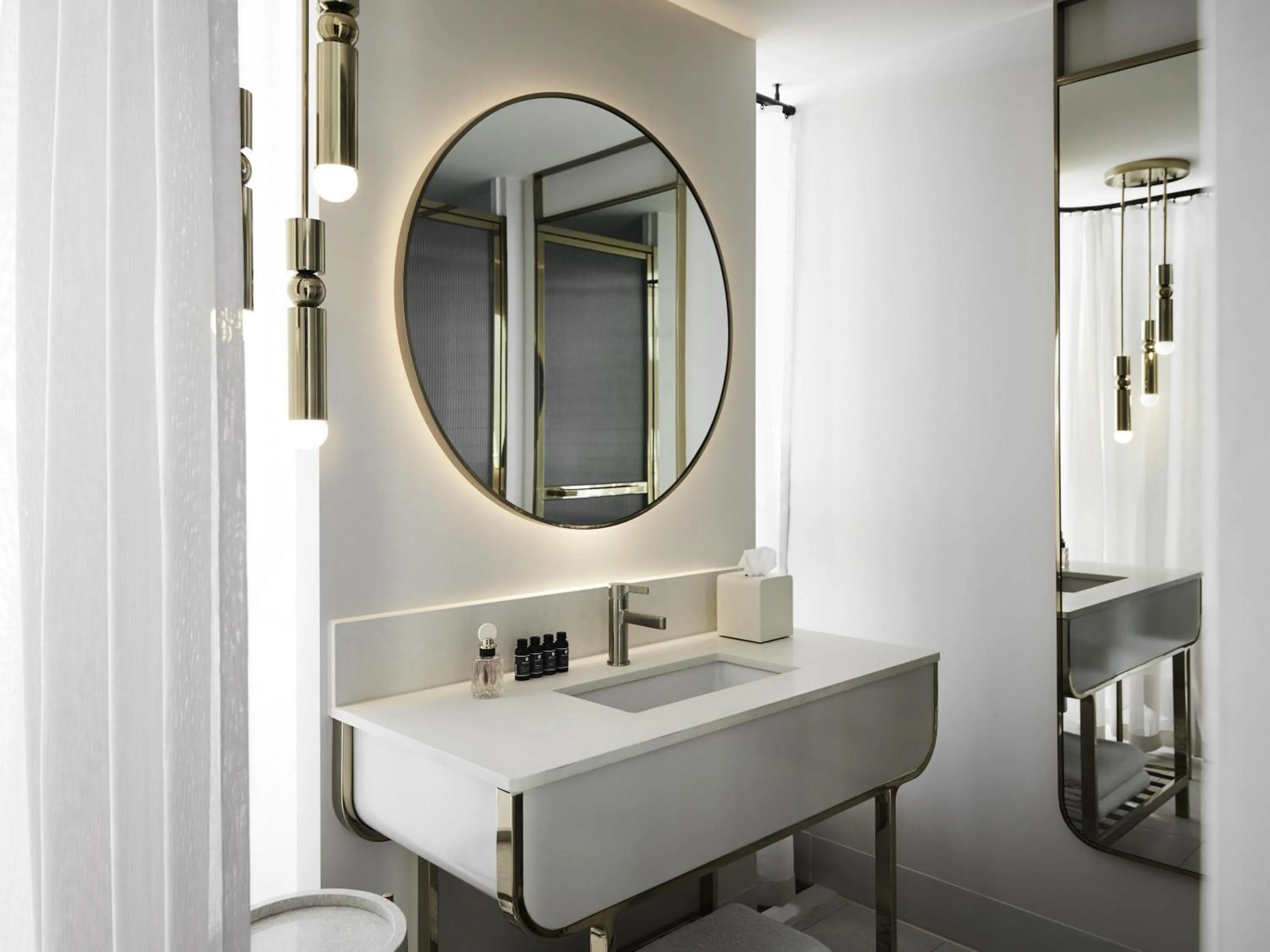 Bedroom in Hotel Chadstone Melbourne MGallery Collection