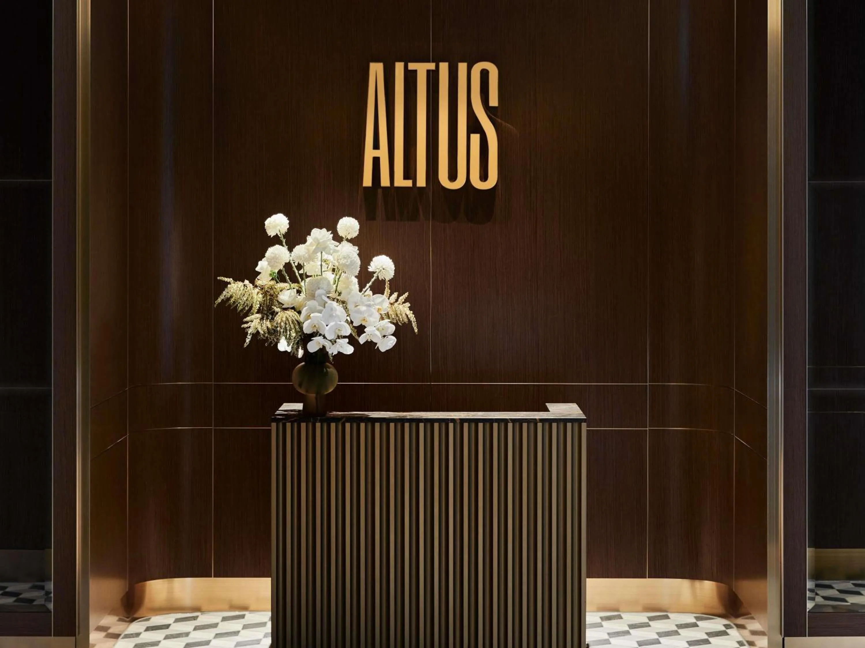 Lounge or bar in Hotel Chadstone Melbourne MGallery Collection