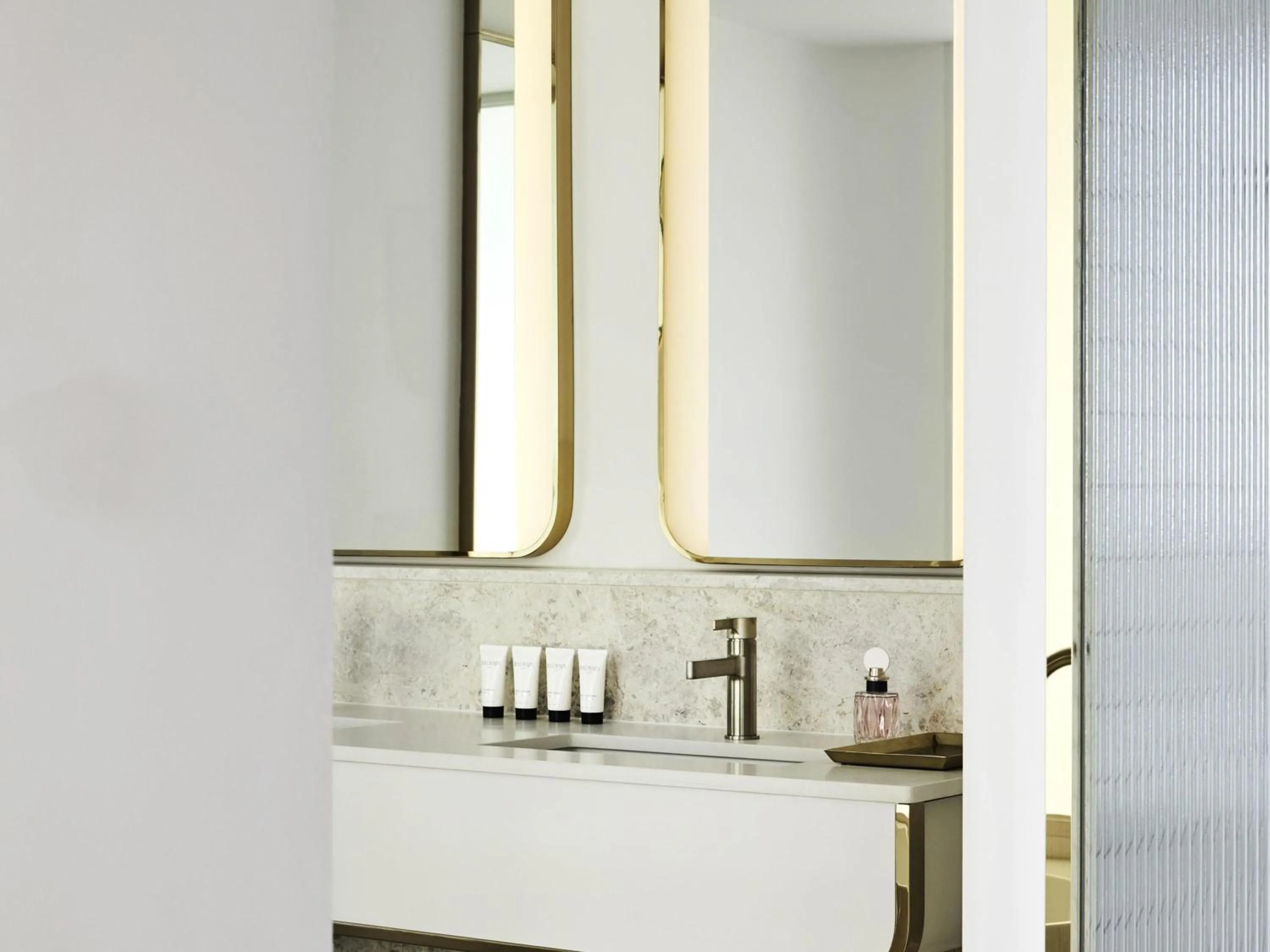 Bedroom in Hotel Chadstone Melbourne MGallery Collection